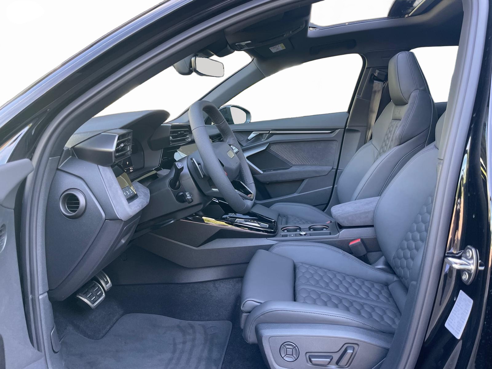 AUDI RS3 Sportback 2.5 TSI quattro S-tronic-image-4