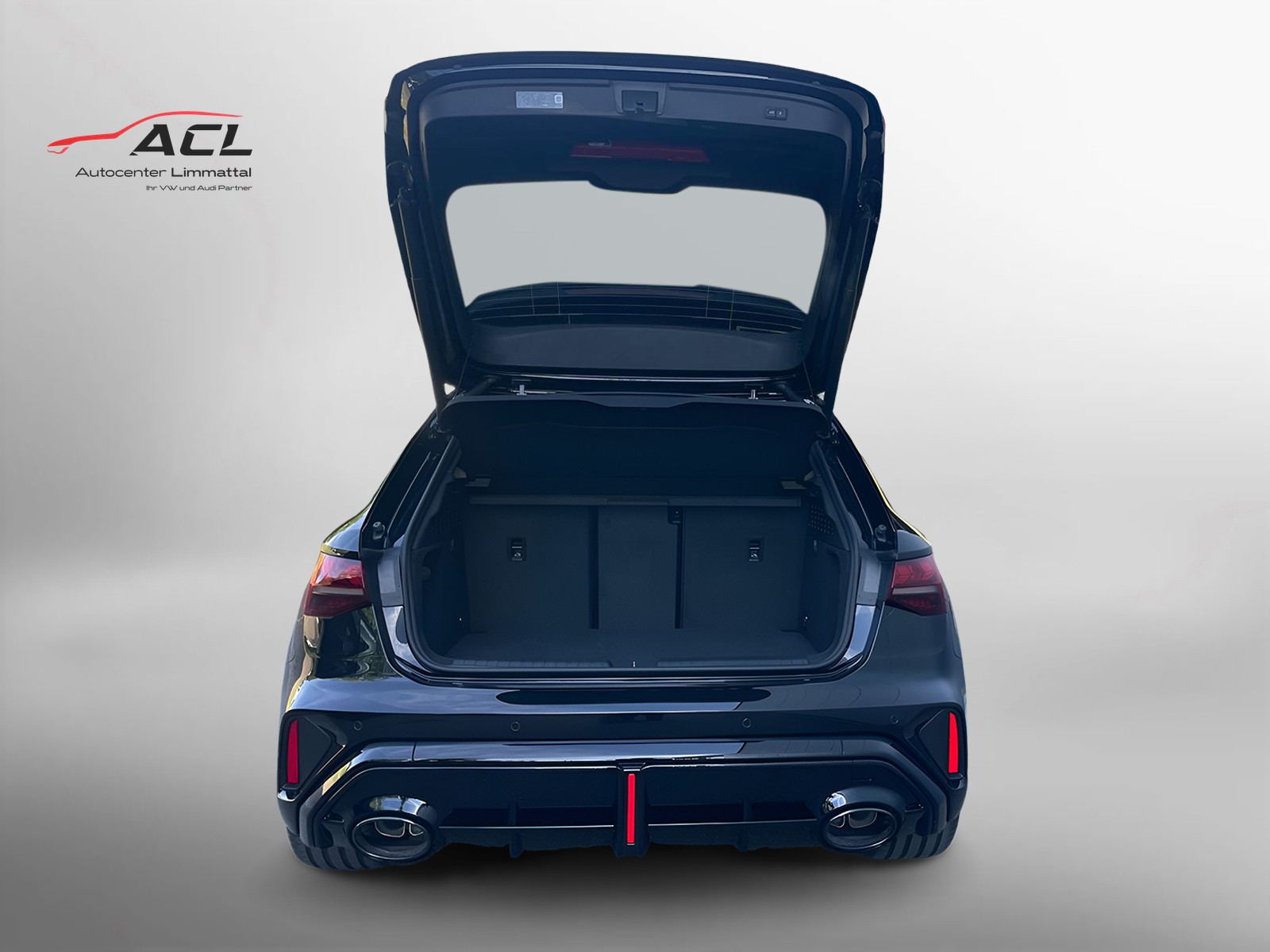 AUDI RS3 Sportback 2.5 TSI quattro S-tronic-image-9