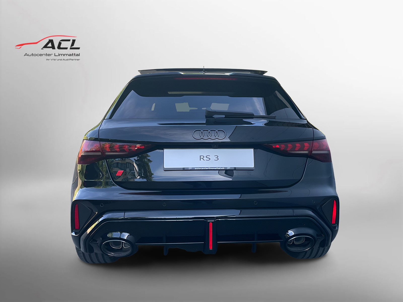 AUDI RS3 Sportback 2.5 TSI quattro S-tronic-image-8