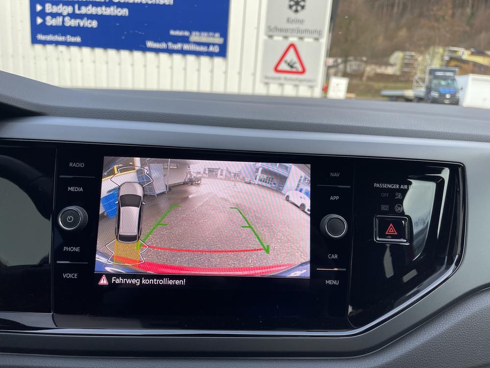 VW VW TAIGO R-LINE-image-9