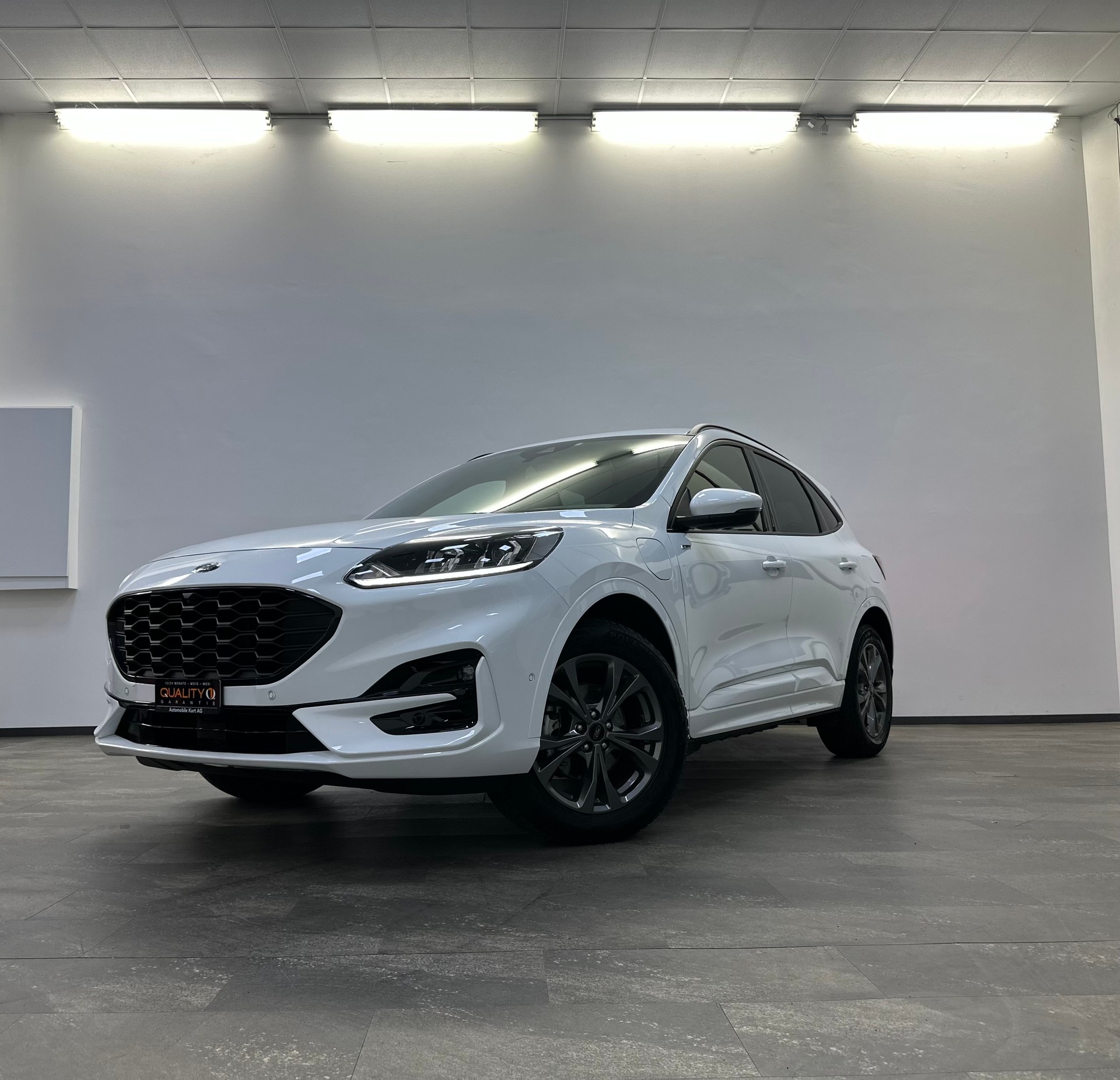 FORD Kuga 2.5 PHEV ST-Line 2WD-image-1