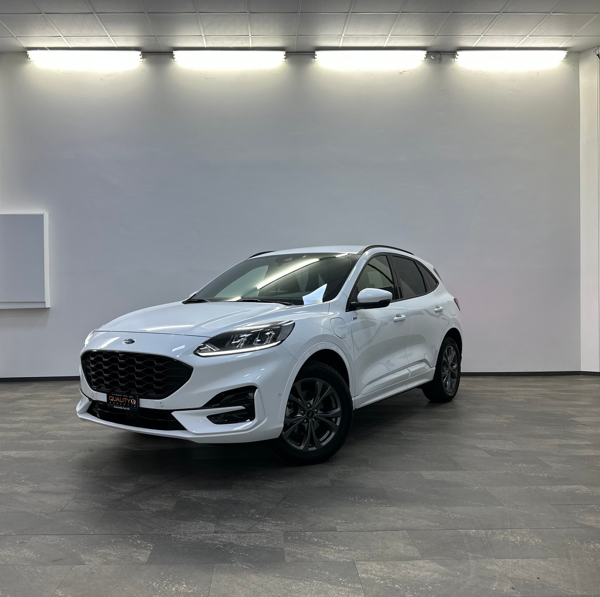 FORD Kuga 2.5 PHEV ST-Line 2WD-image-0