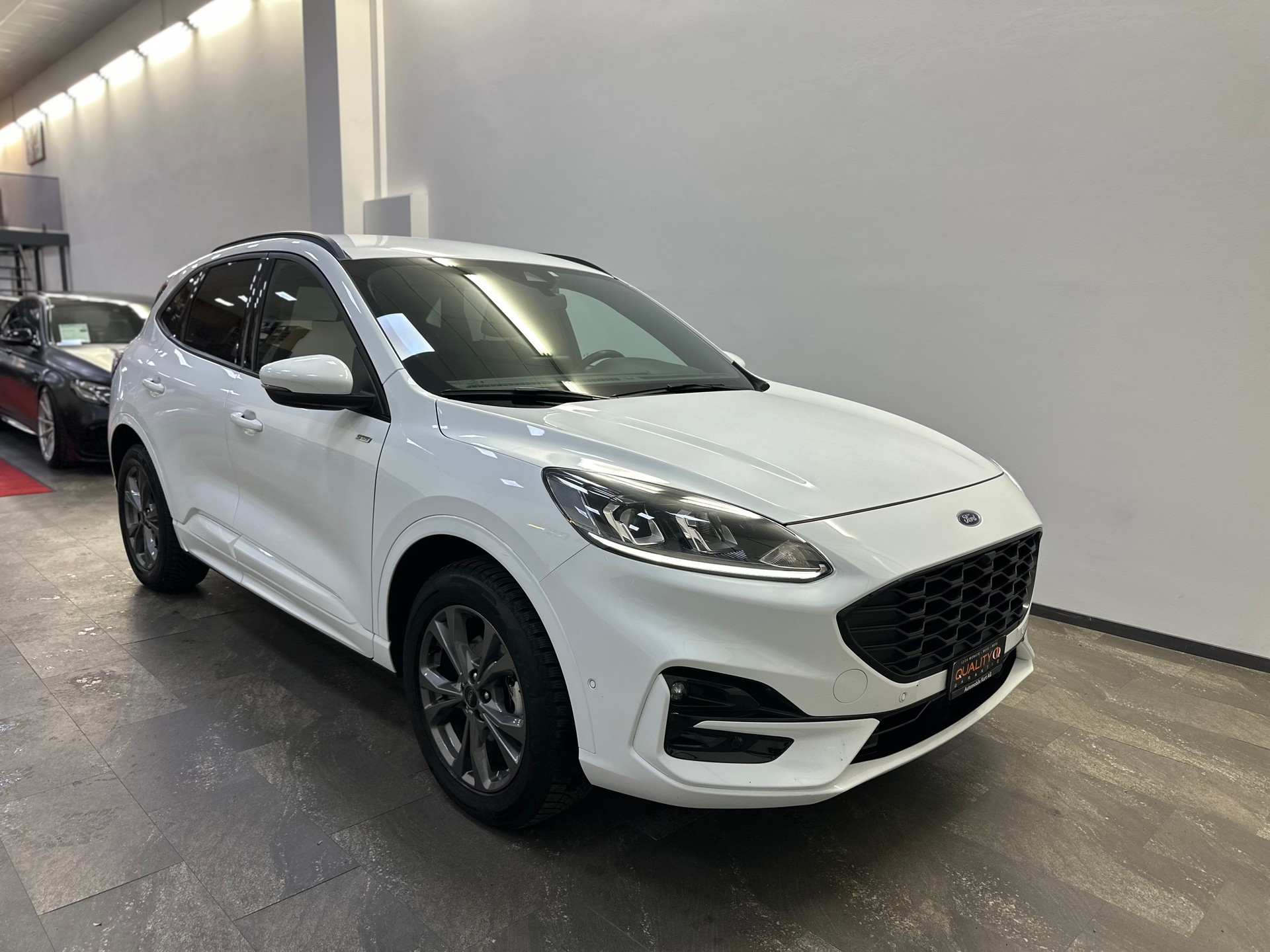 FORD Kuga 2.5 PHEV ST-Line 2WD-image-12