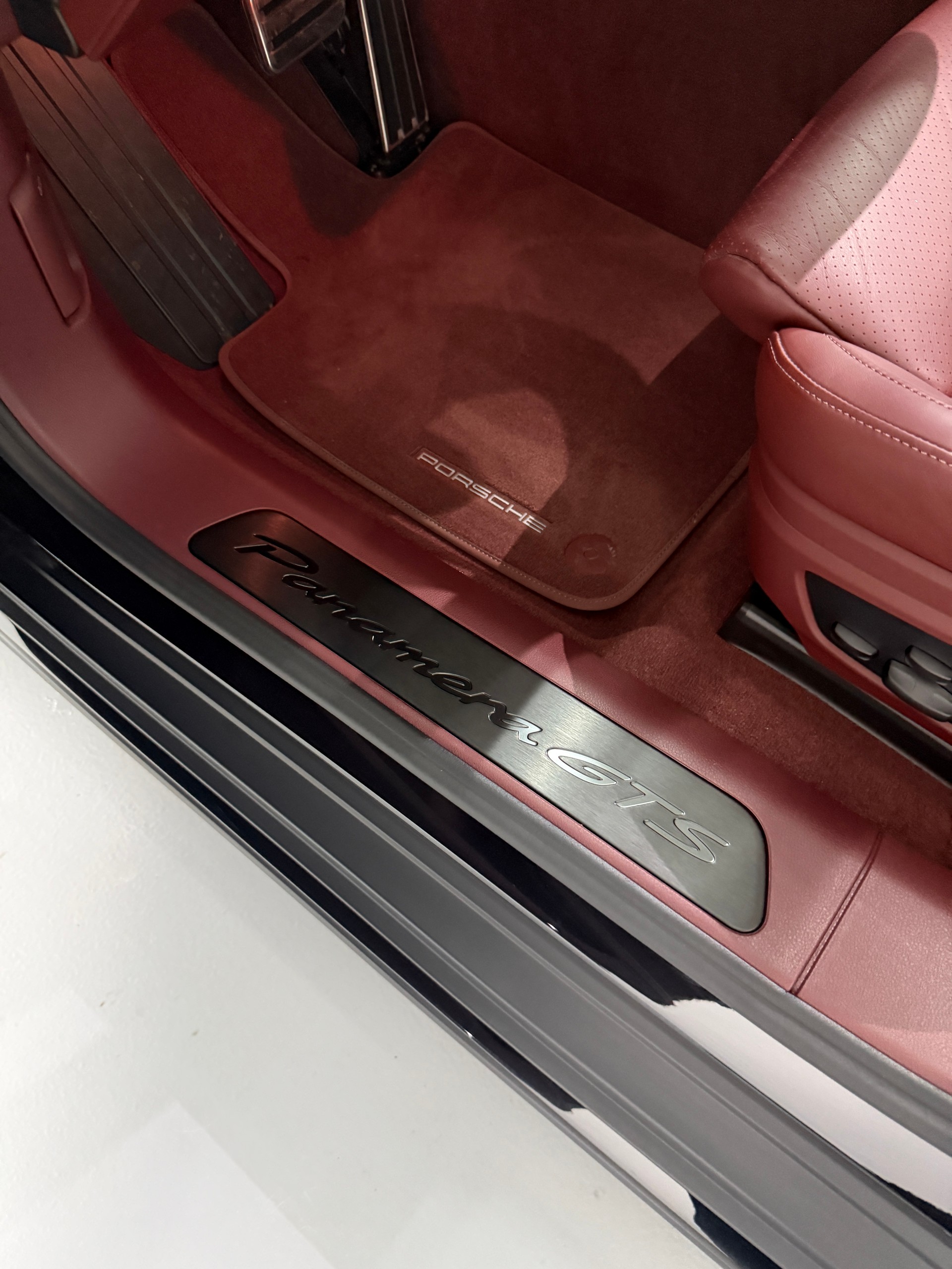 PORSCHE Panamera GTS PDK-image-11