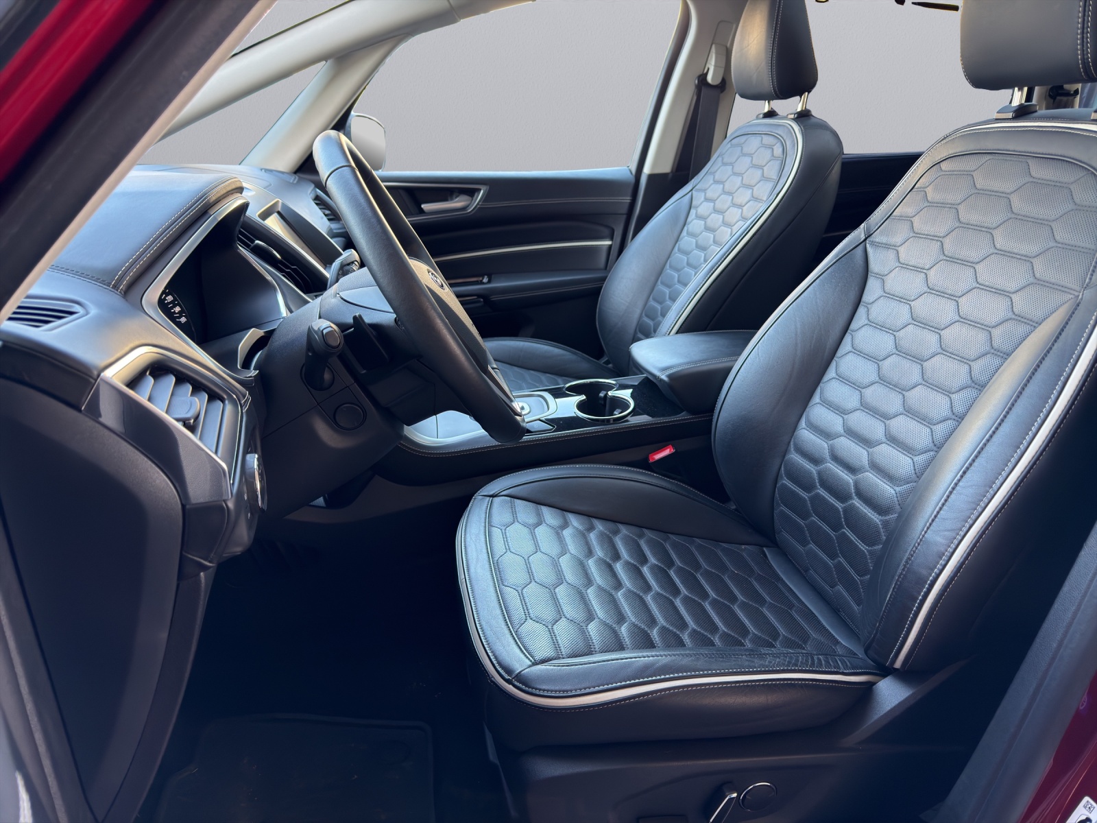 FORD S-Max 2.0 TDCi 190 Vignale 4x4-image-9