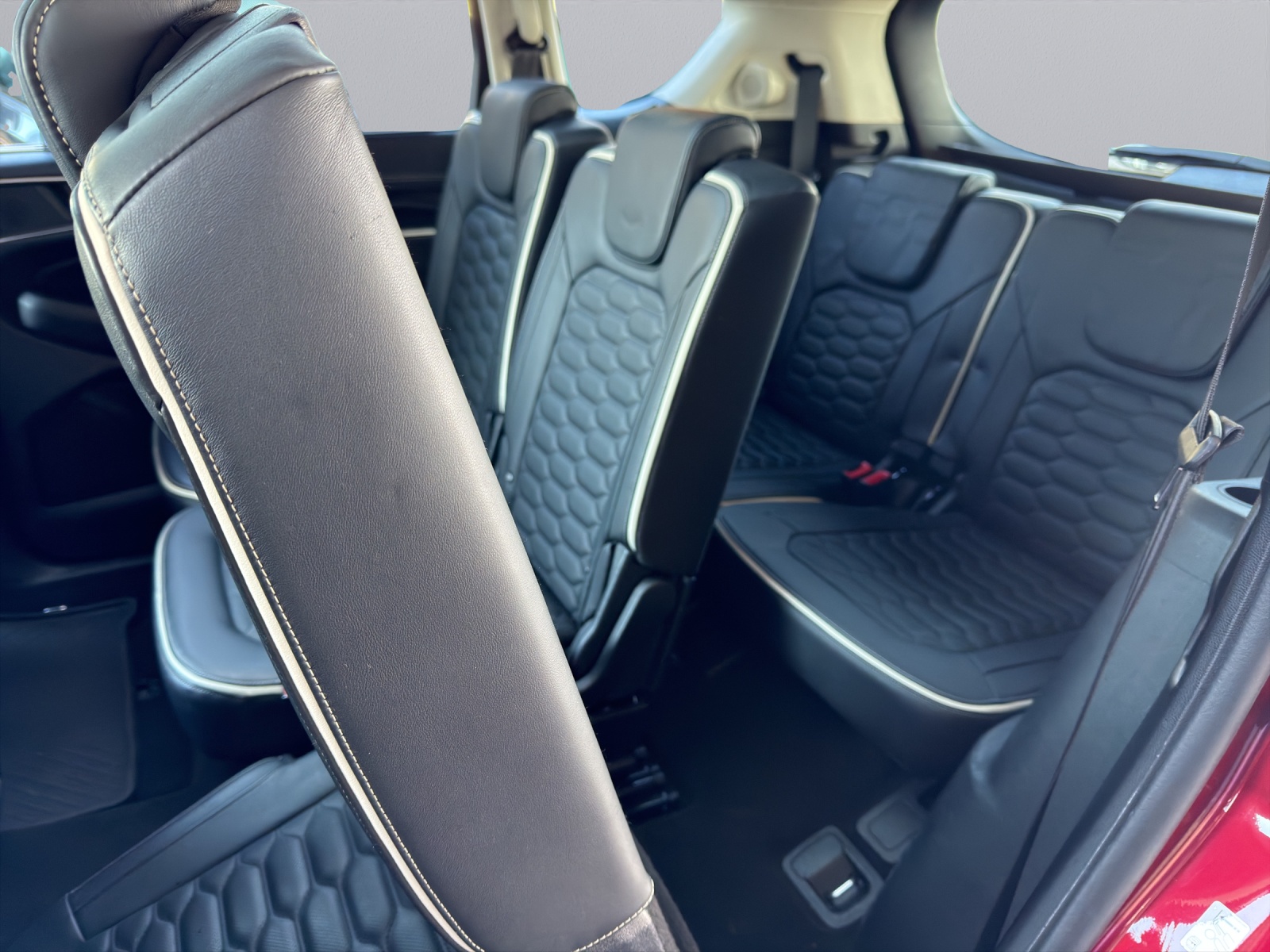 FORD S-Max 2.0 TDCi 190 Vignale 4x4-image-16