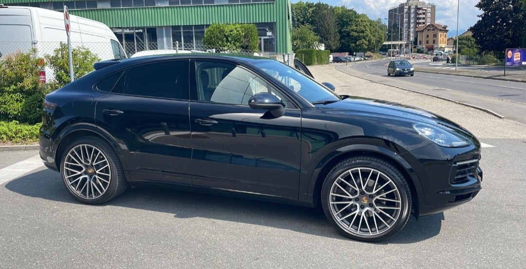 PORSCHE Cayenne Coupé (porsche approved 2027)-image-3