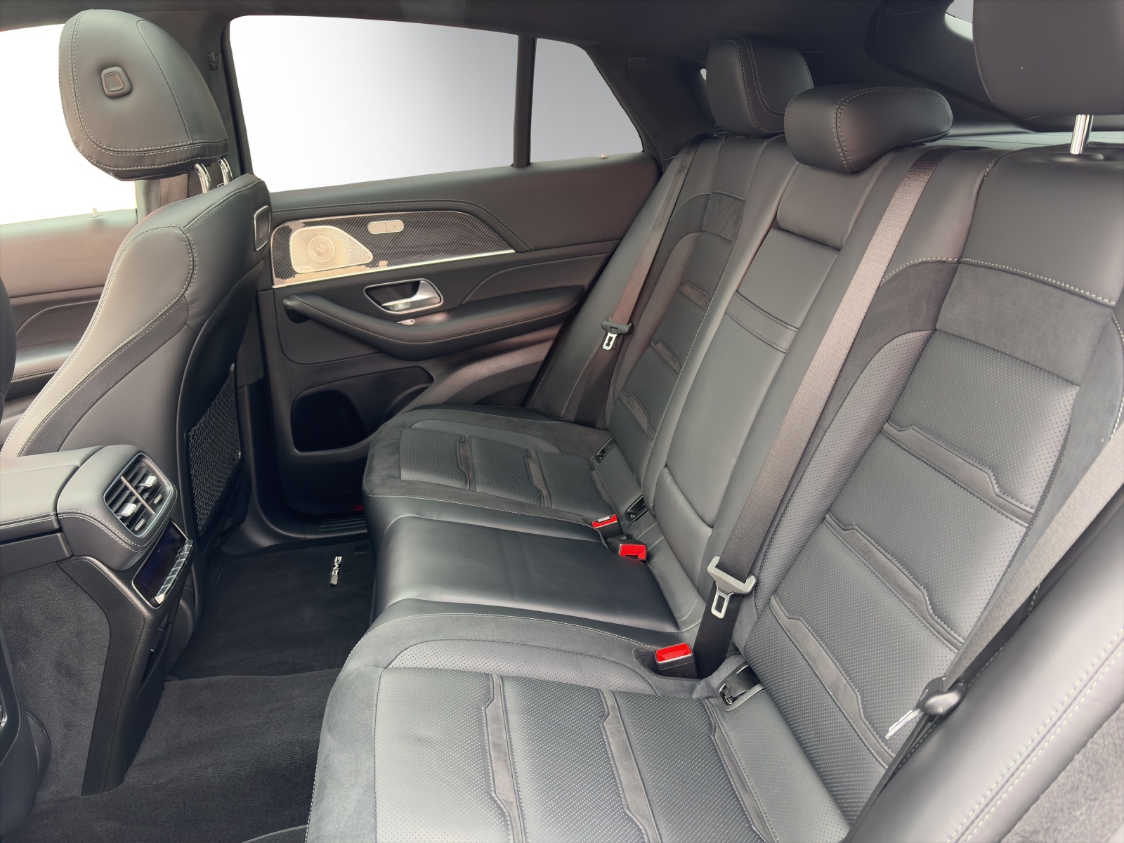 MERCEDES-BENZ GLE Coupé 53 AMG-image-9