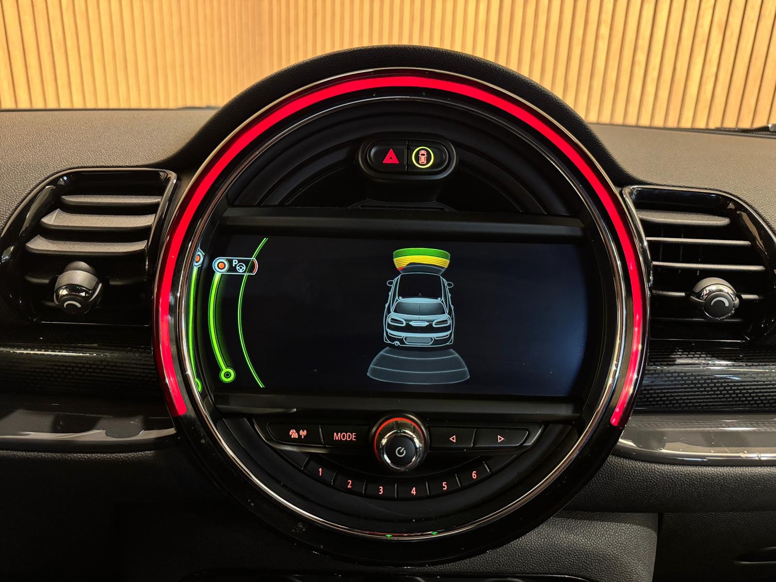 MINI Clubman Cooper S ALL4 Steptronic-image-15