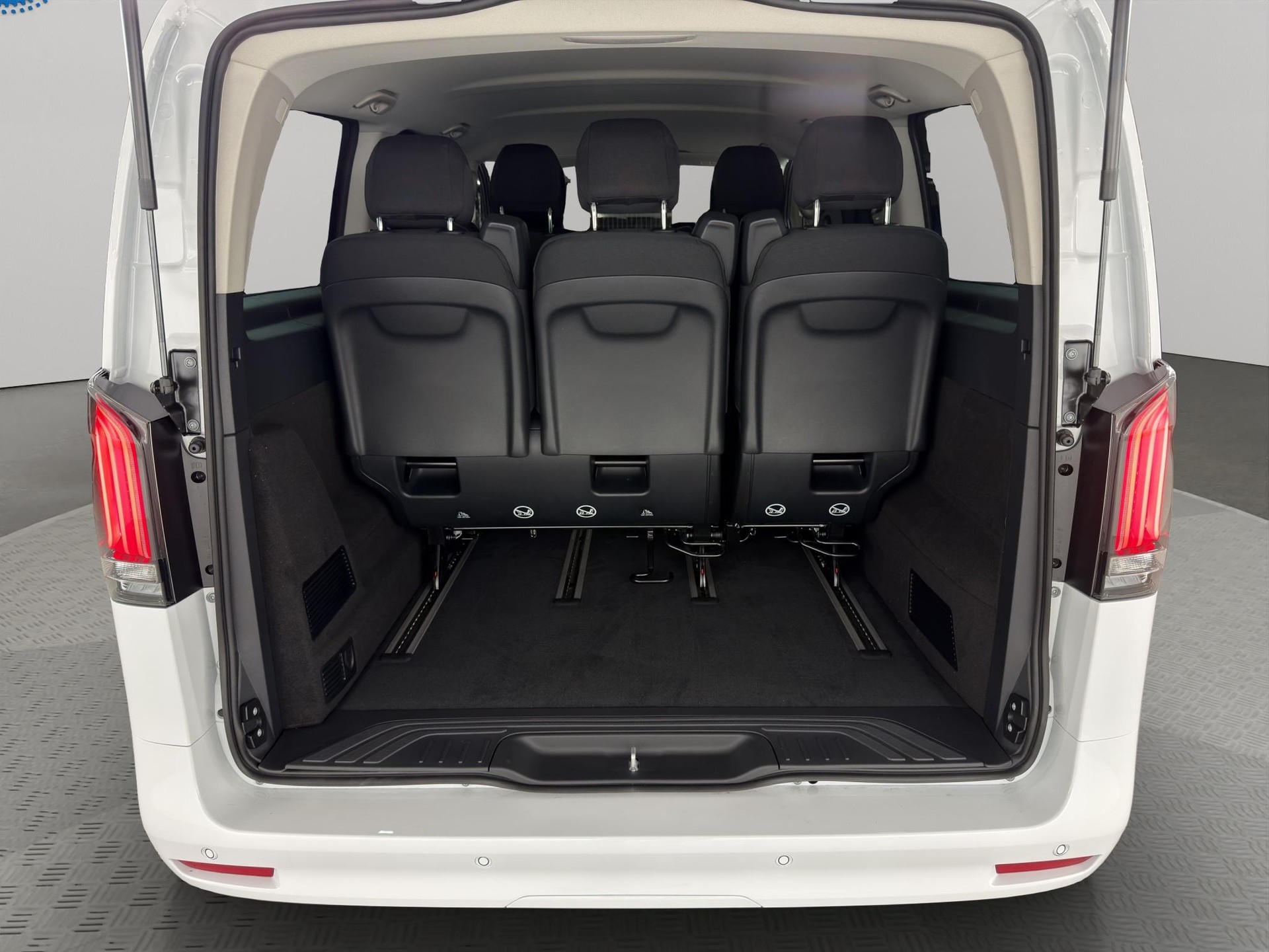 MERCEDES-BENZ Vito 116 Kombi L 2.0 CDI Select Family-image-6
