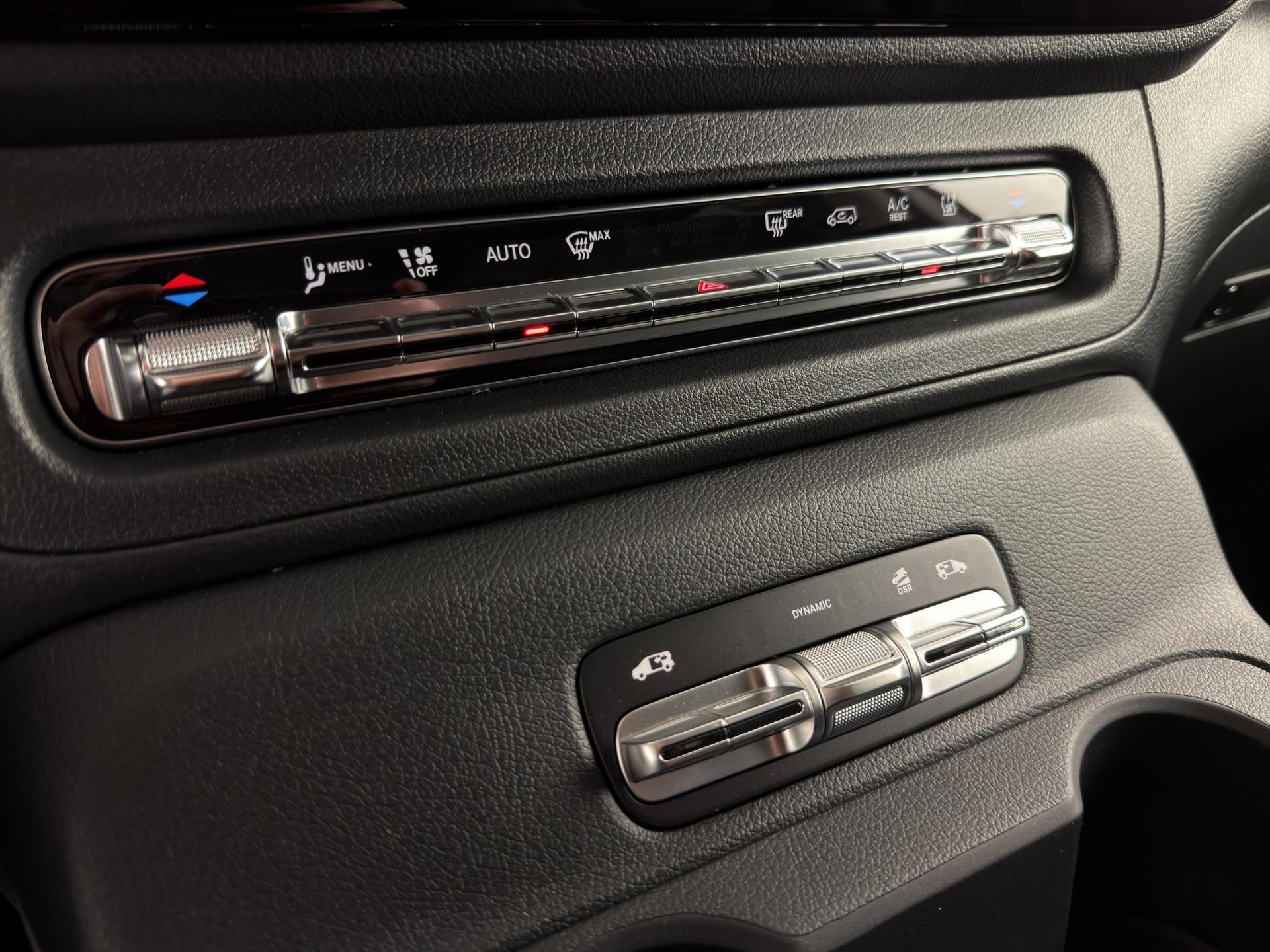 MERCEDES-BENZ Vito 116 Kombi L 2.0 CDI Select Family-image-11