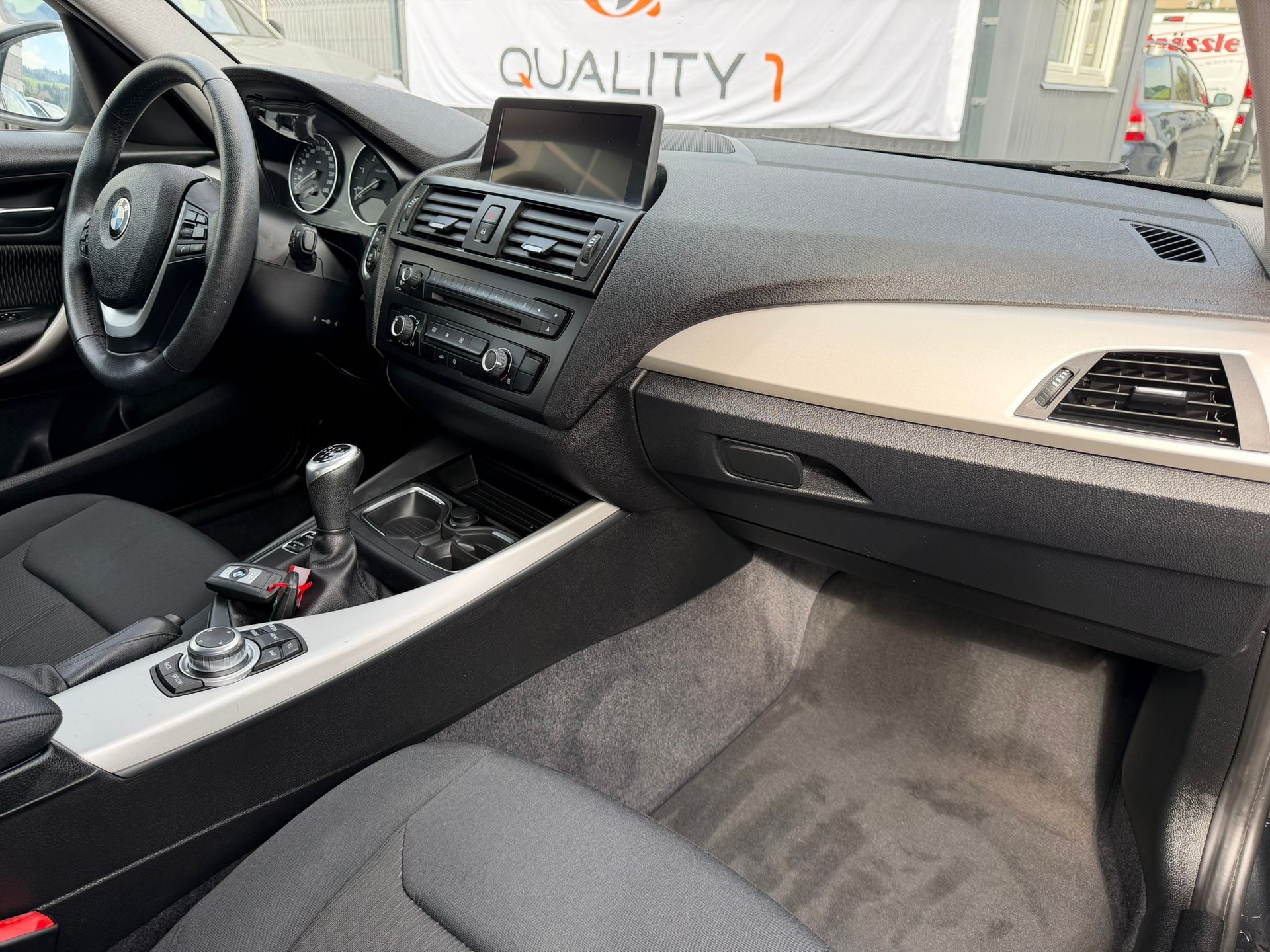 BMW 116d Efficient-Dynamics Edition-image-12