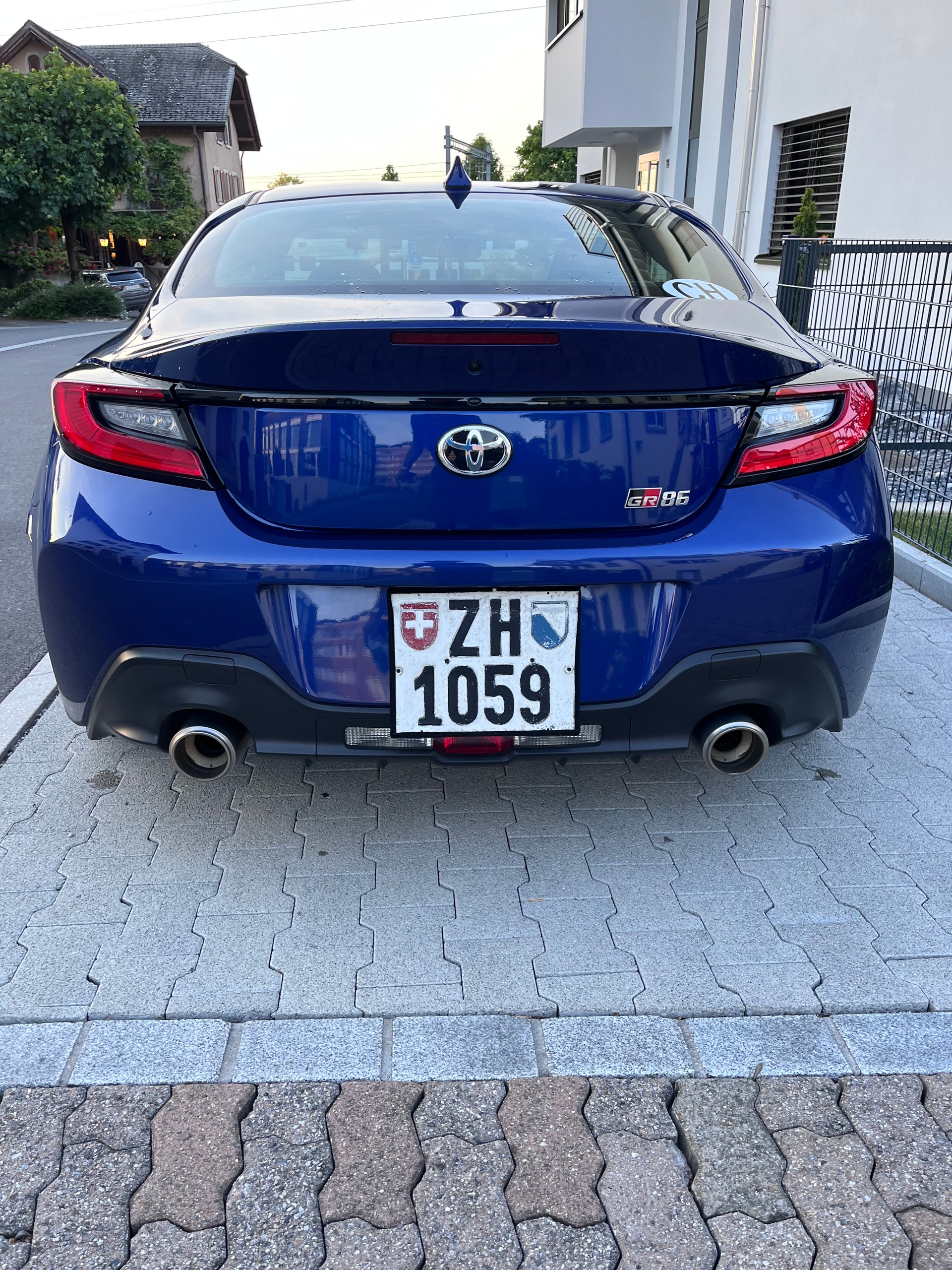 TOYOTA GR 86 2.4 Sport+-image-17