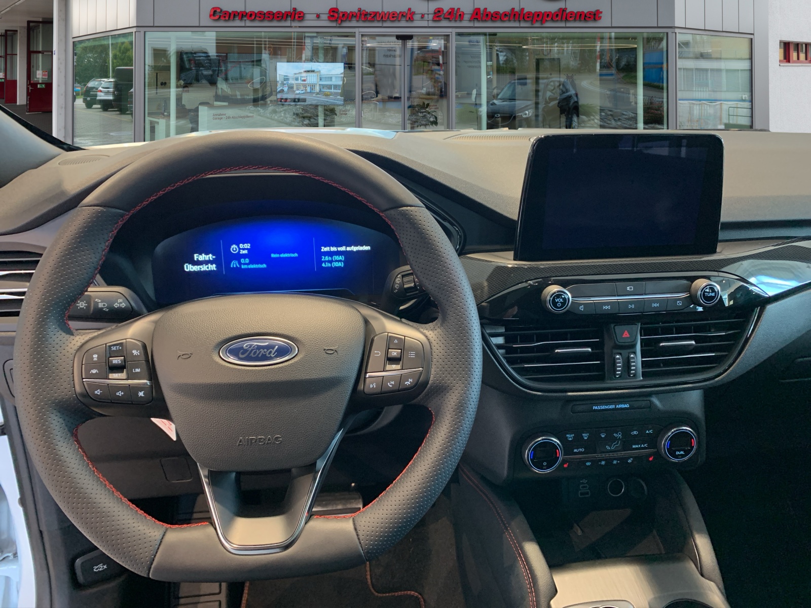 FORD Kuga 2.5 Plug-in Hybrid ST-Line X-image-8