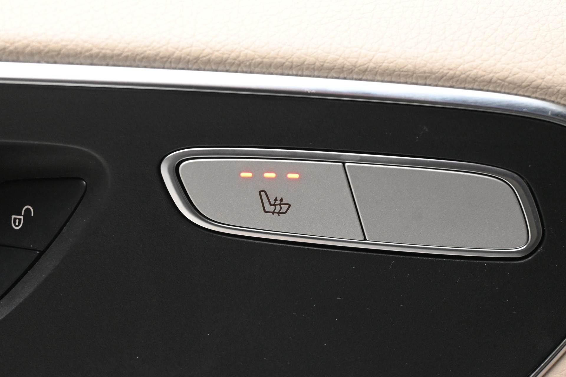 MERCEDES-BENZ d lang AMG.Line 4Matic 9G-Tronic-image-15