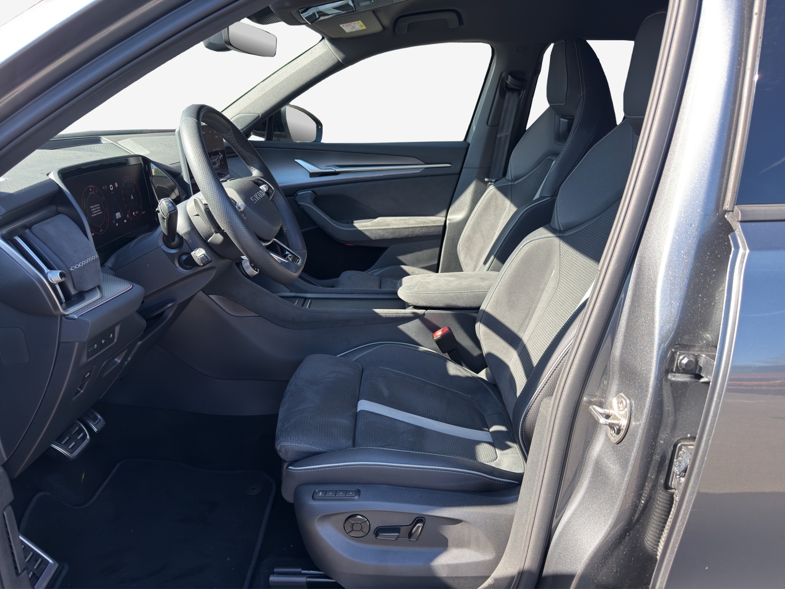 SKODA Kodiaq 1.5 TSI PHEV Sportline-image-8