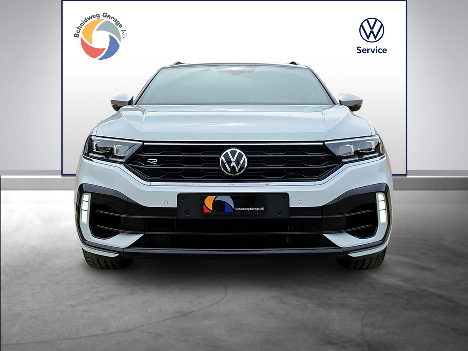 VW T-Roc 2.0 TSI R DSG 4Motion-image-1