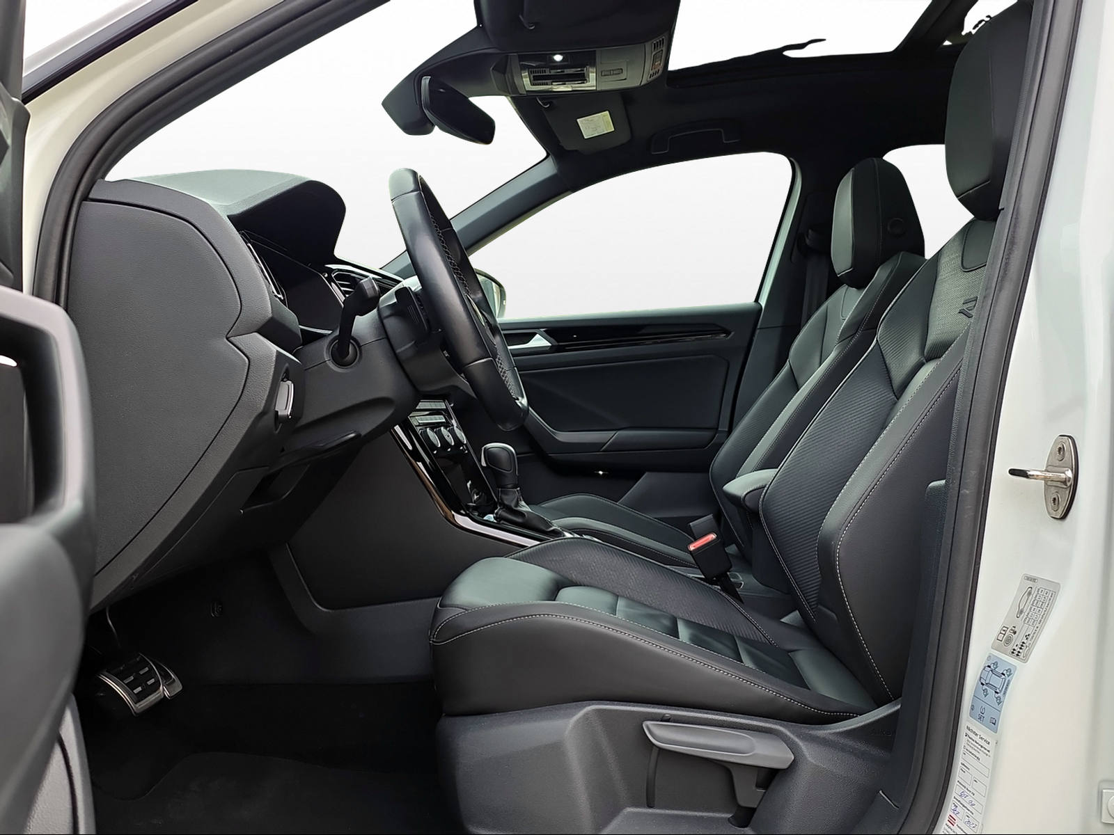 VW T-Roc 2.0 TSI R DSG 4Motion-image-6