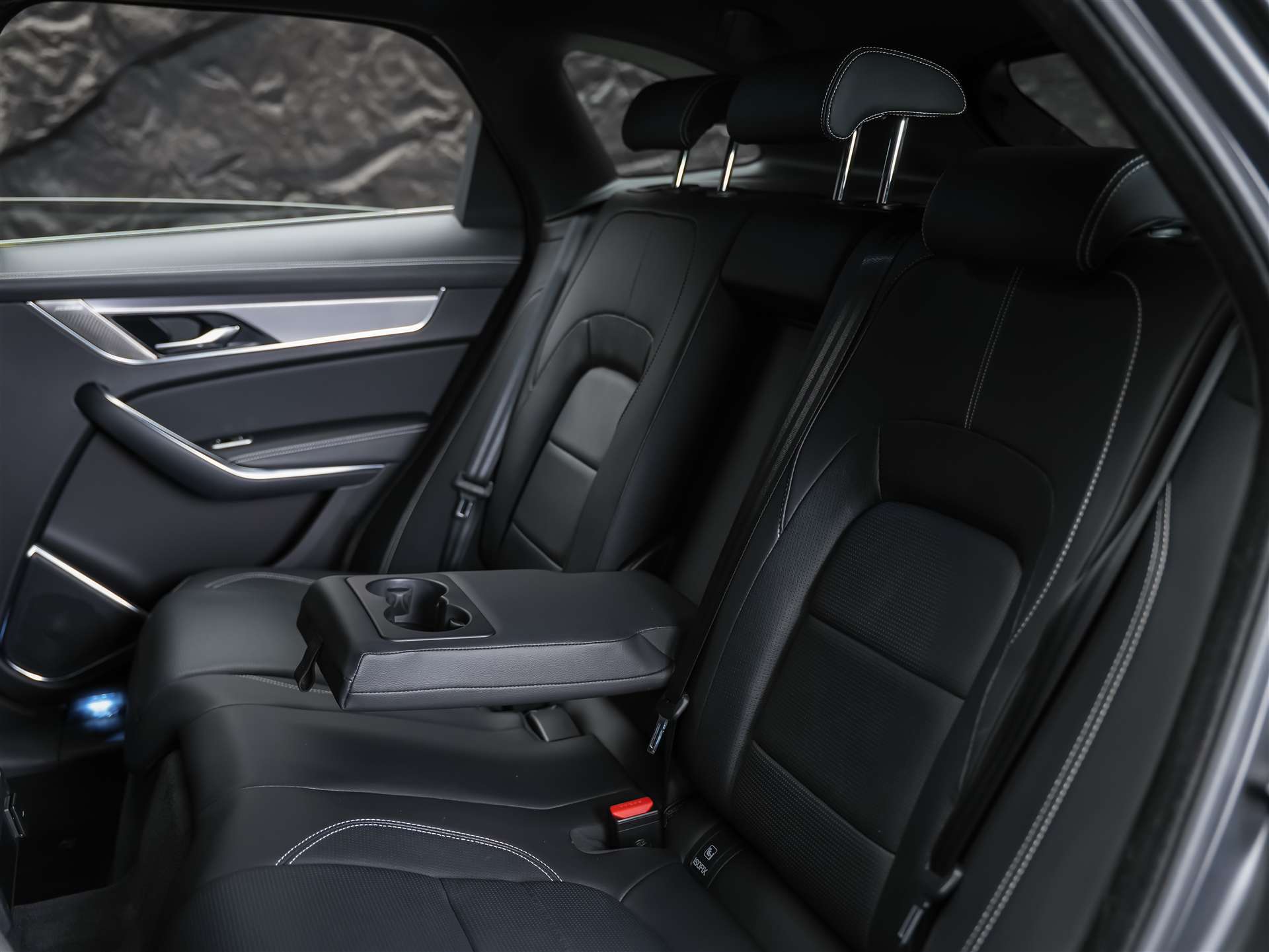 JAGUAR F-Pace 2.0 D I4 200 R-Dynamic SE AWD *Abstandsregler*Meridian Soundsystem*Lenkradheizung*-image-13