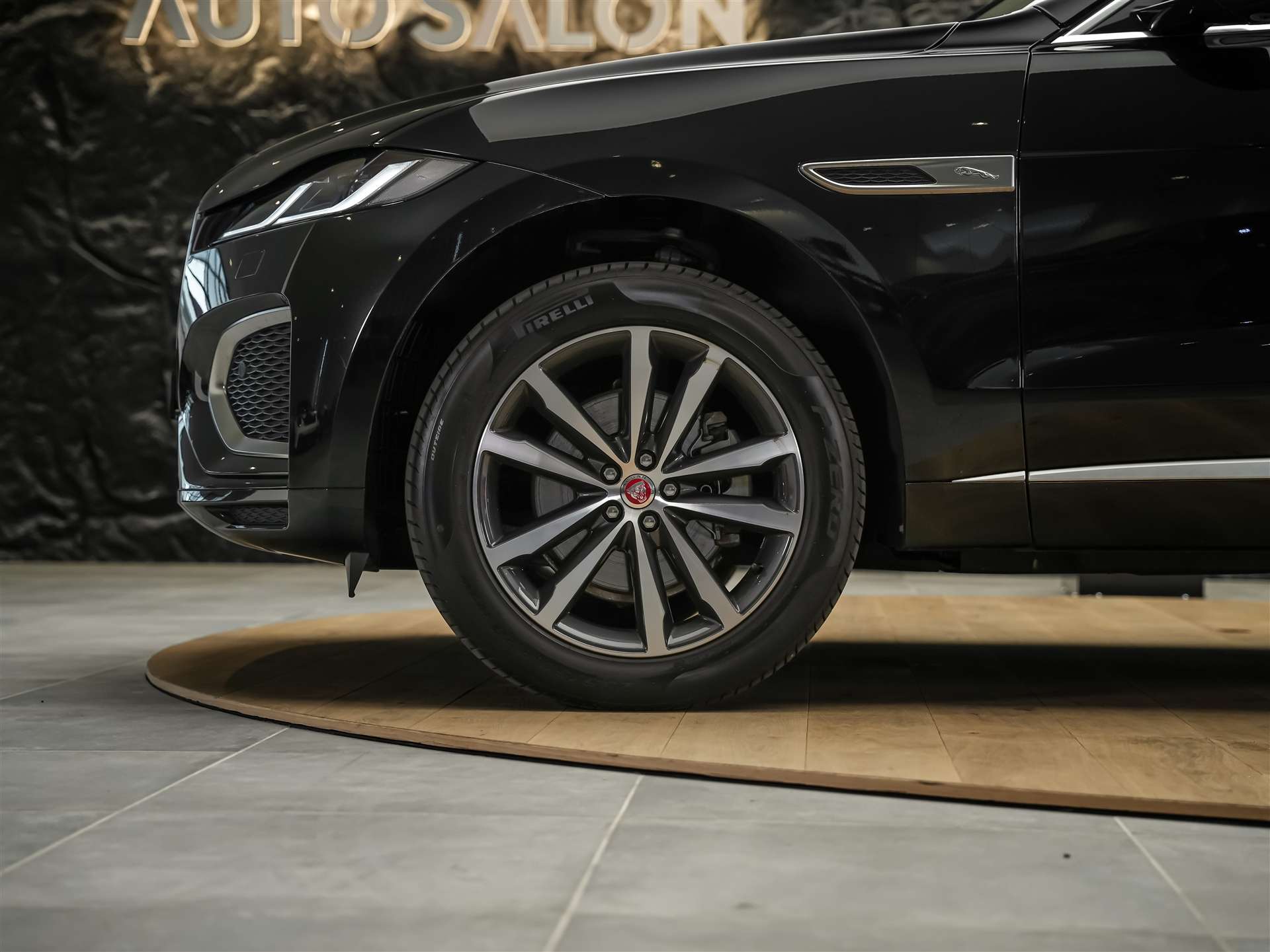 JAGUAR F-Pace 2.0 D I4 200 R-Dynamic SE AWD *Abstandsregler*Meridian Soundsystem*Lenkradheizung*-image-16