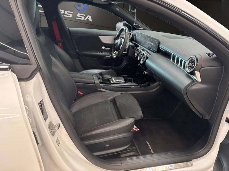 MERCEDES-BENZ CLA 35 AMG 4Matic 7G-DCT-image-11
