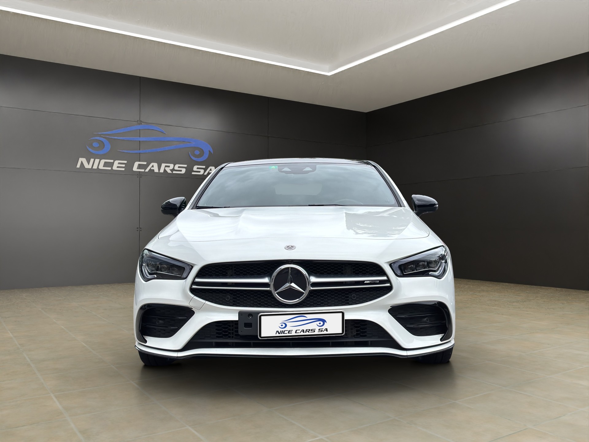 MERCEDES-BENZ CLA 35 AMG 4Matic 7G-DCT-image-2