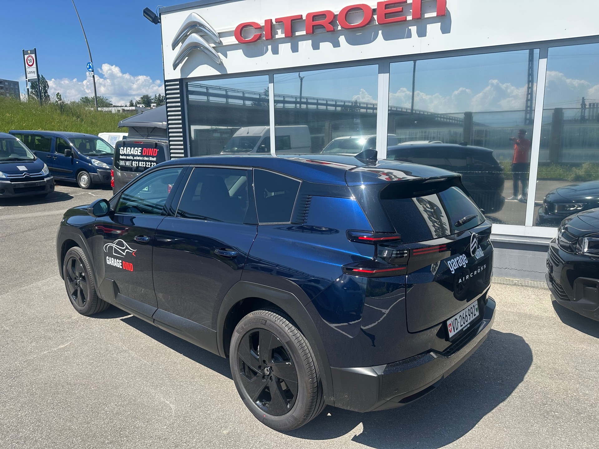 CITROEN C5 Aircross 1.2 HEV Plus Automat-image-3
