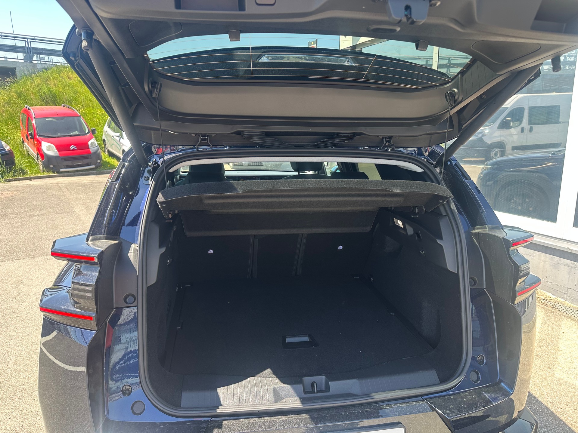 CITROEN C5 Aircross 1.2 HEV Plus Automat-image-10