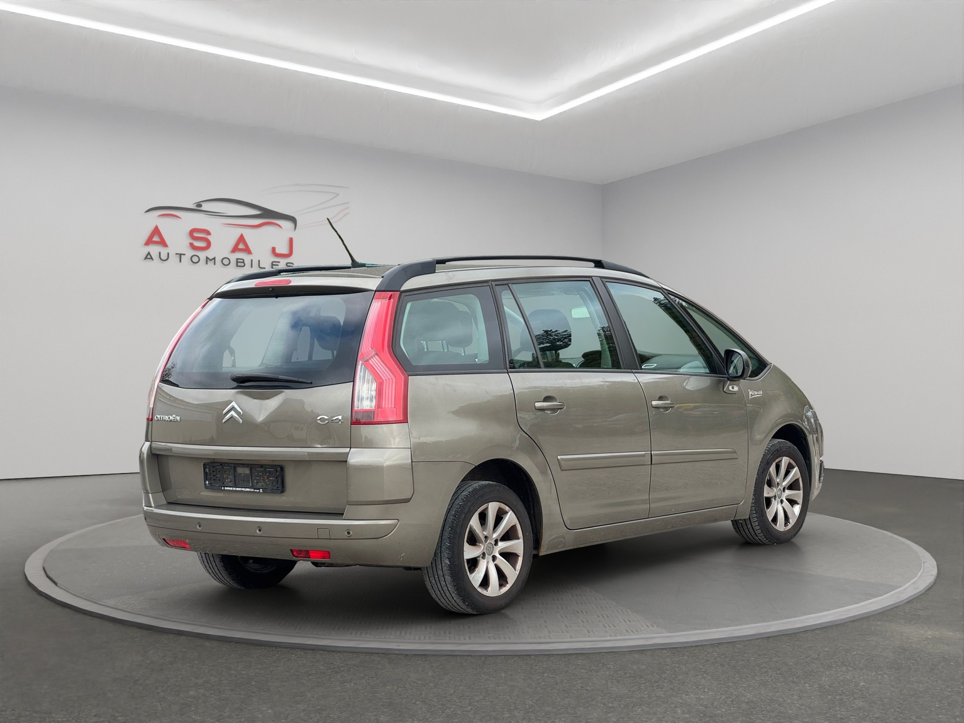 CITROEN Grand C4 Picasso 1.6 HDI 16V Essentiel BMP6-image-4