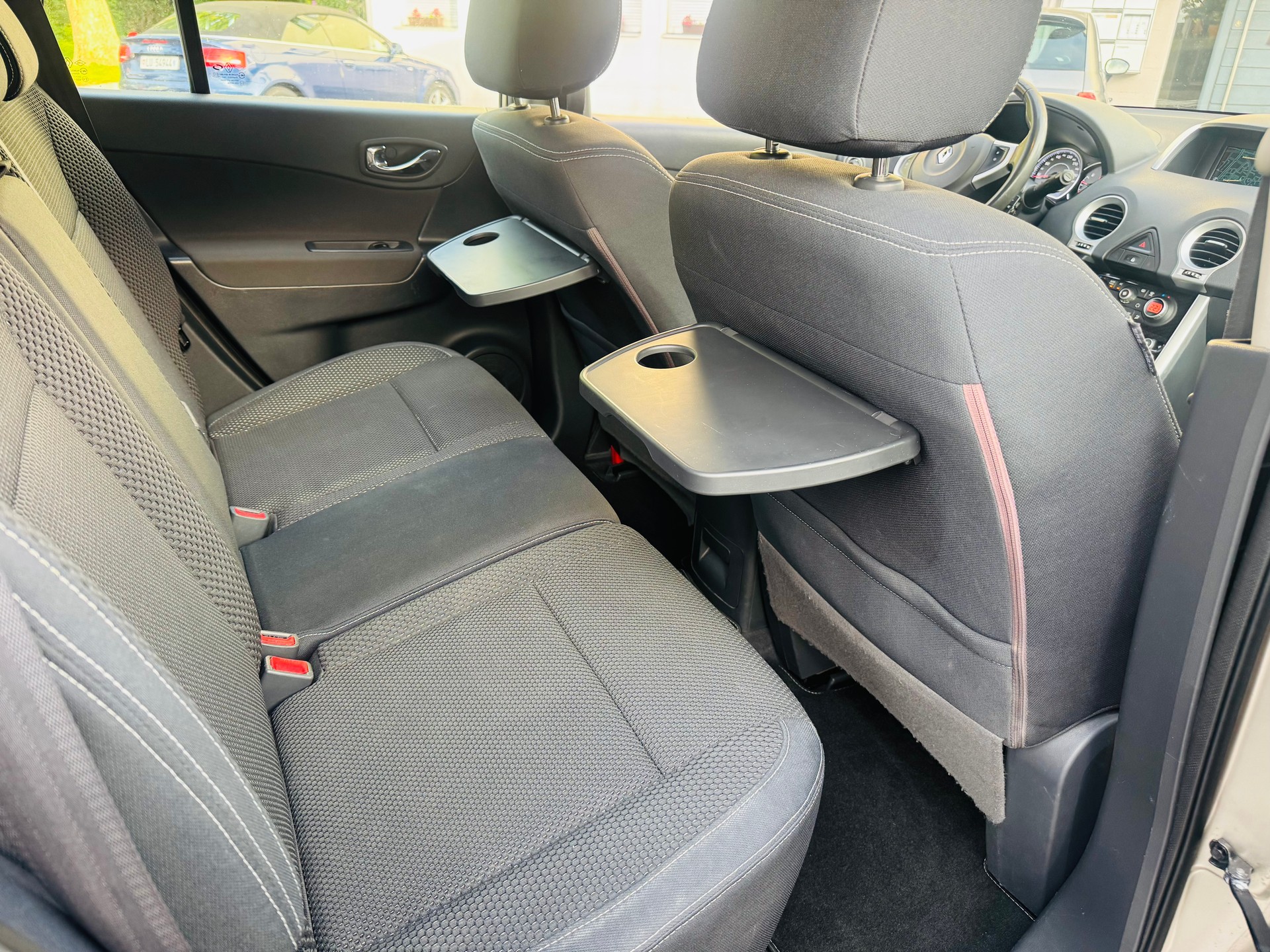 RENAULT Koleos 2.5 Dynamique 4x4-image-3