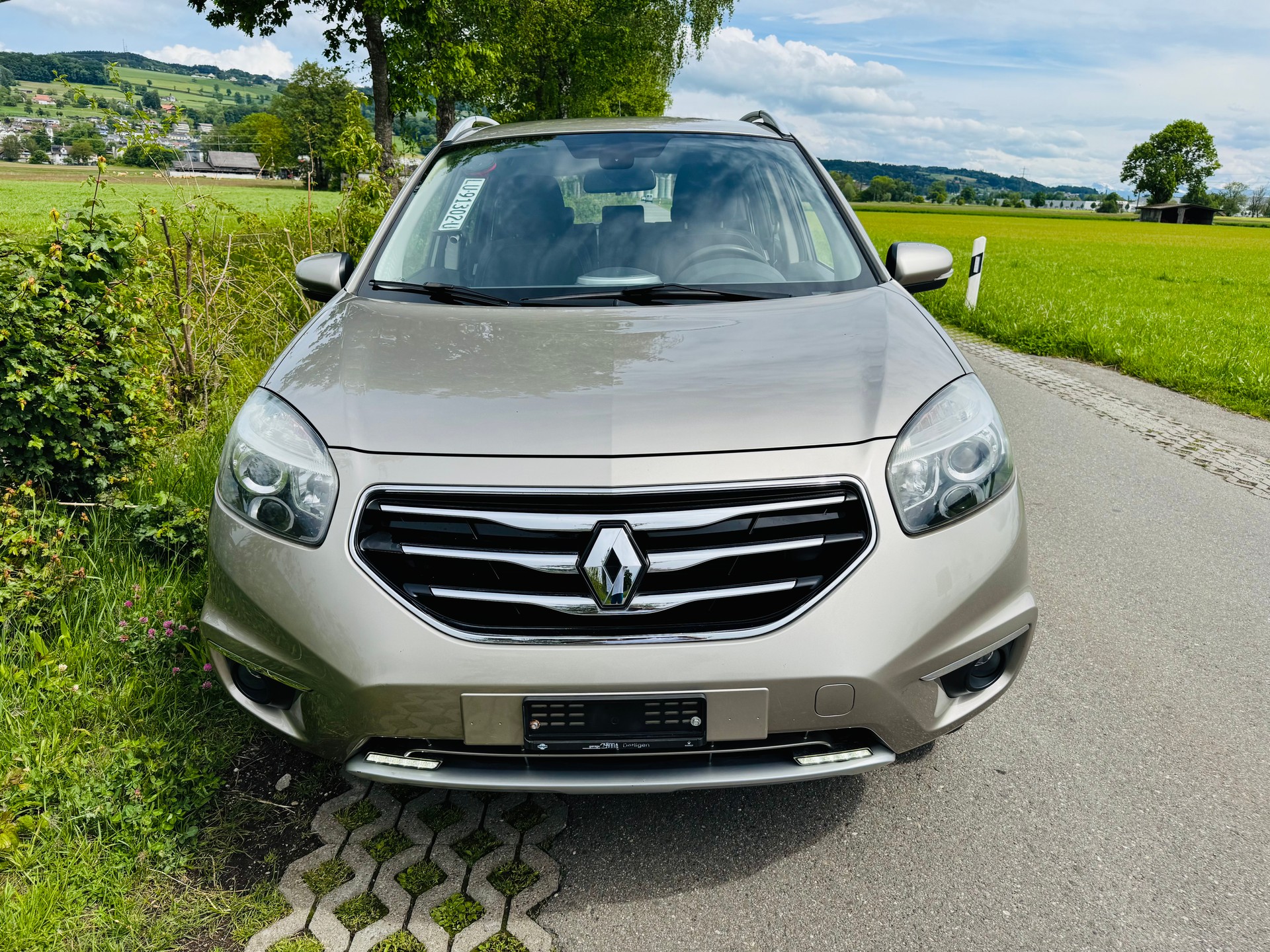 RENAULT Koleos 2.5 Dynamique 4x4-image-9