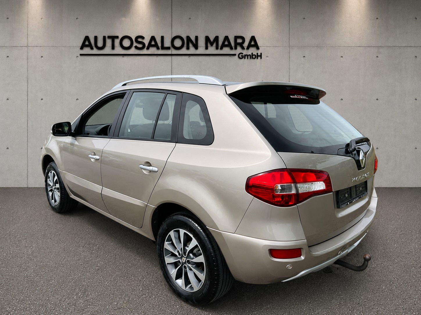 RENAULT Koleos 2.5 Dynamique 4x4-image-3