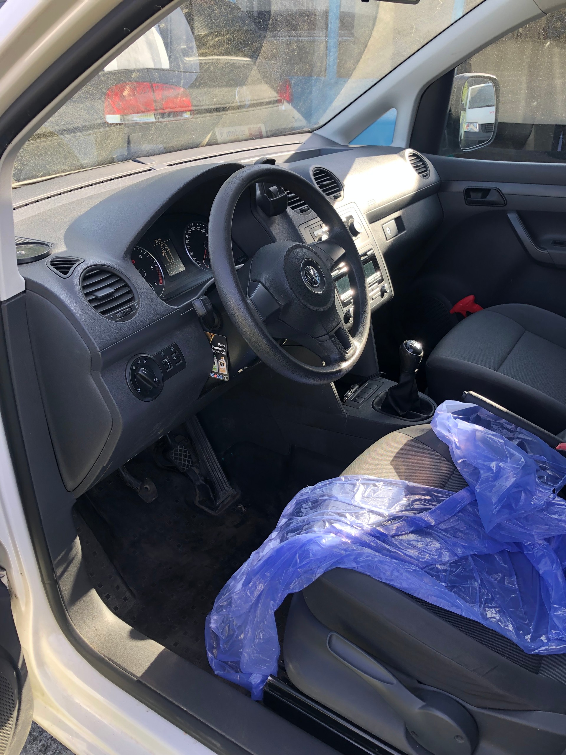 VW Caddy Maxi 1.6 TDI Entry-image-5