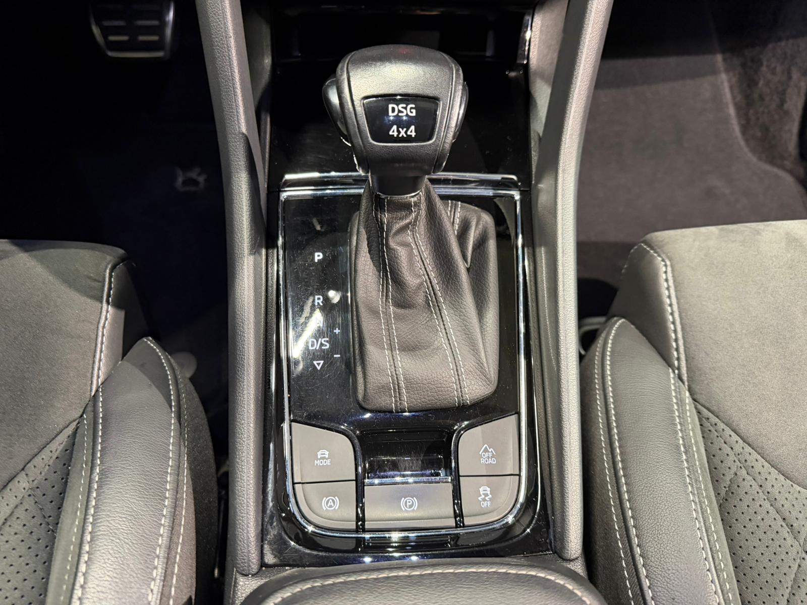 SKODA Kodiaq 2.0 TDI SCR SportLine 4x4 DSG-image-13