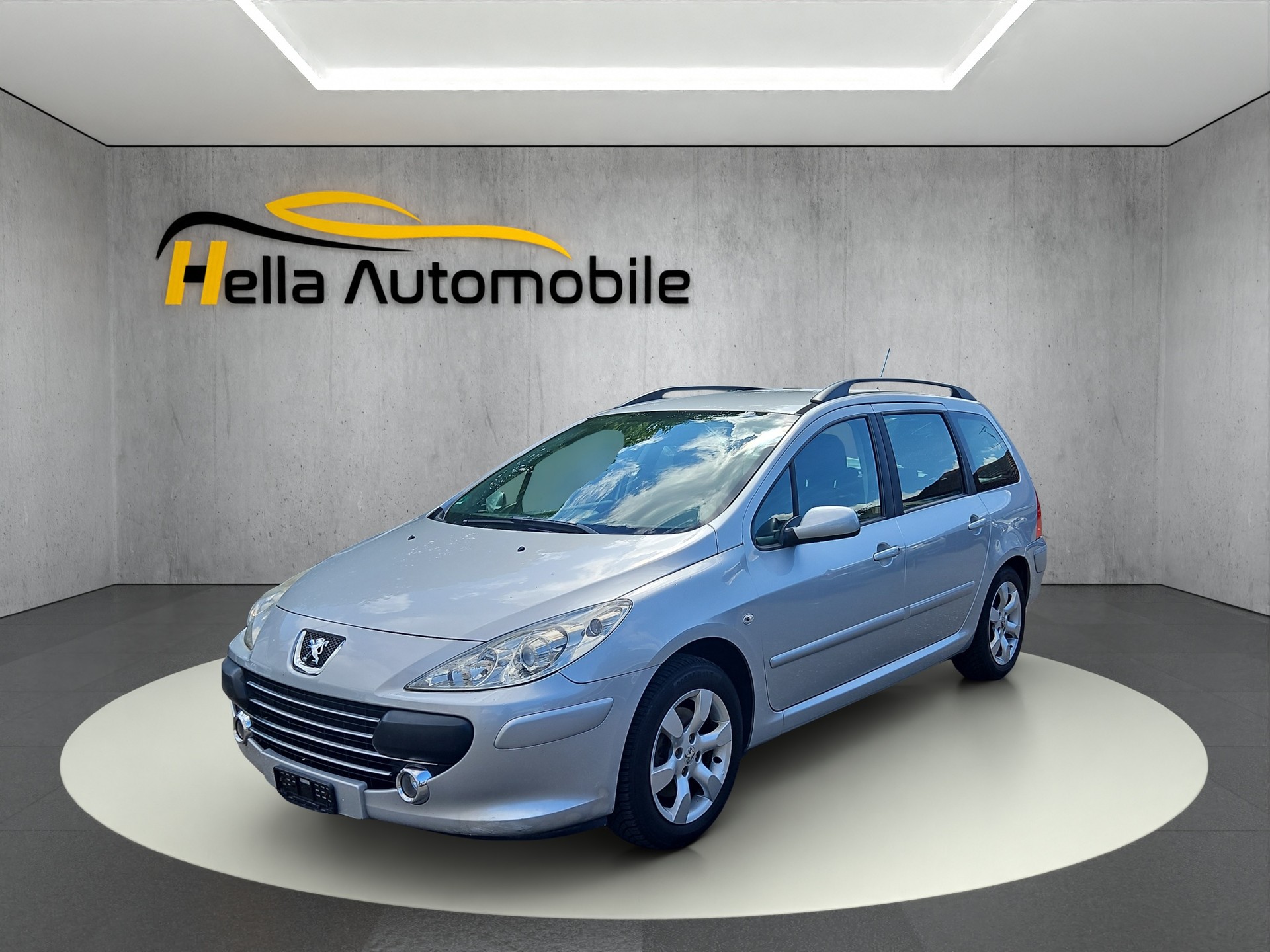 PEUGEOT 307 SW 2.0 HDI Premium-image-0