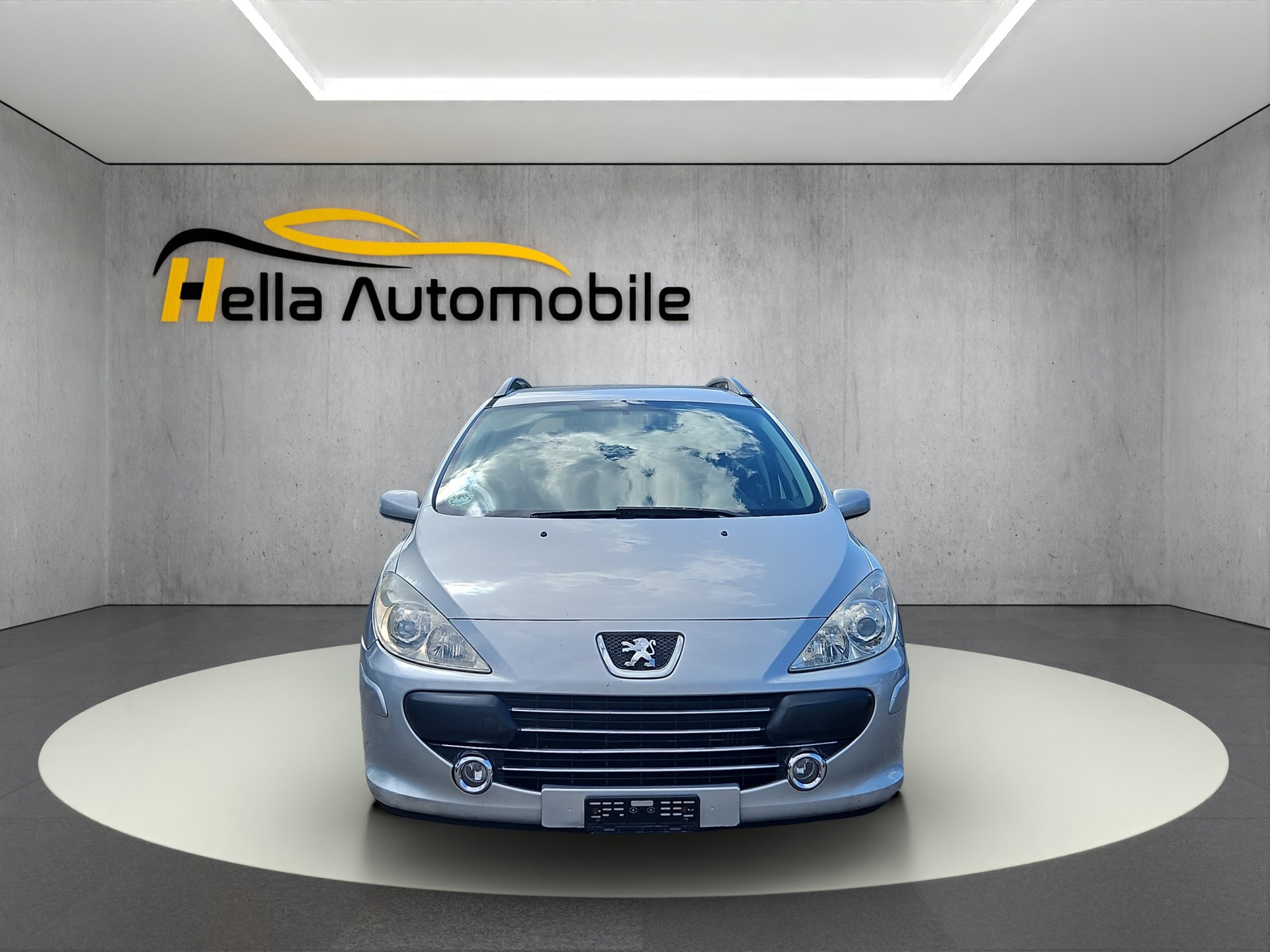PEUGEOT 307 SW 2.0 HDI Premium-image-1