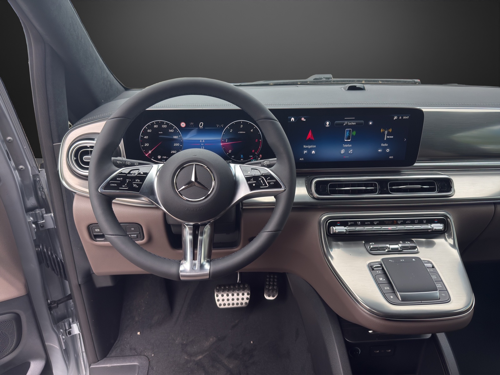 MERCEDES-BENZ V 300 d lang 4Matic Swiss Edition 9G-Tronic-image-8