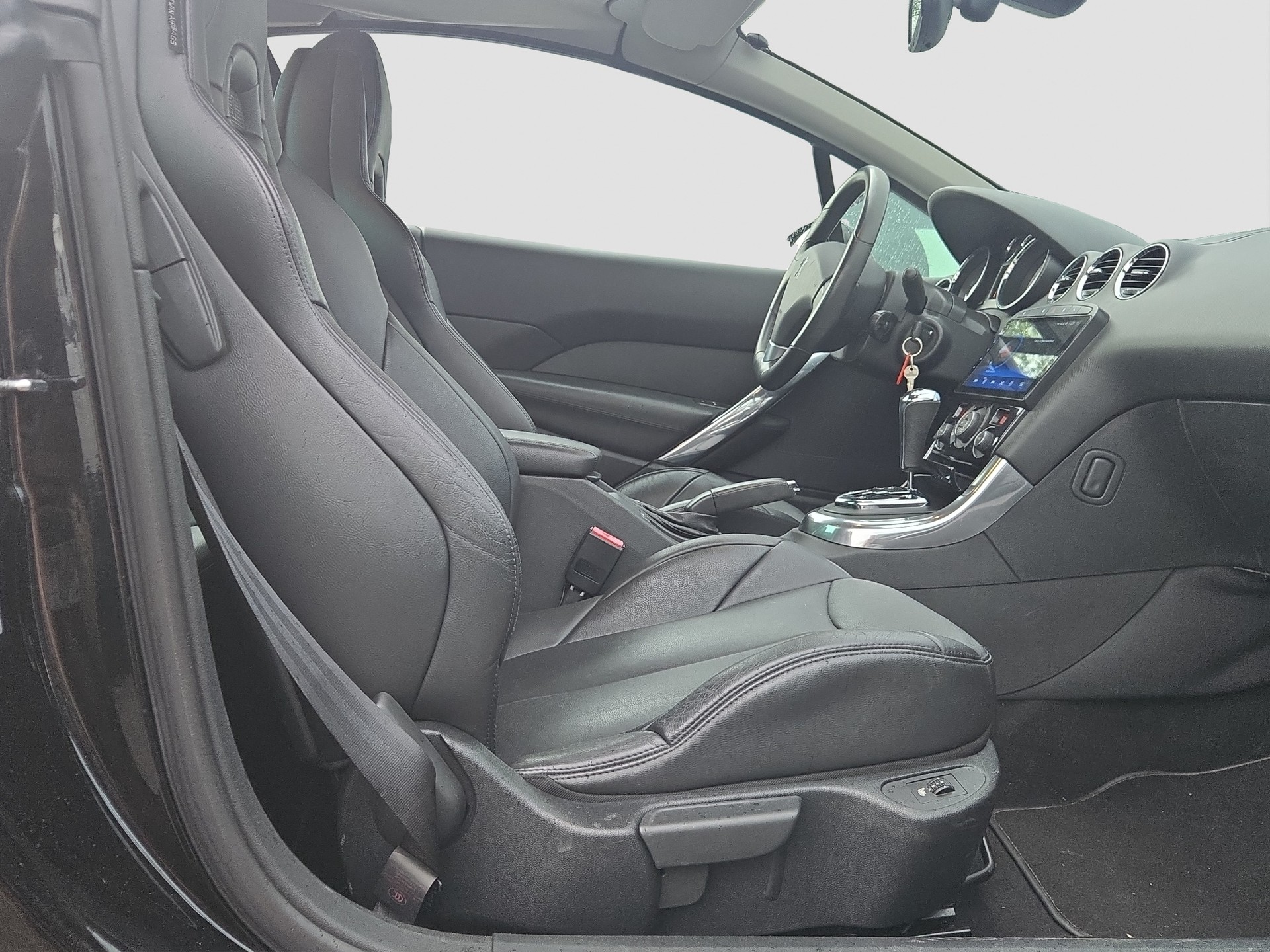 PEUGEOT 308 CC 1.6 16V Turbo Platinum Automatic-image-5
