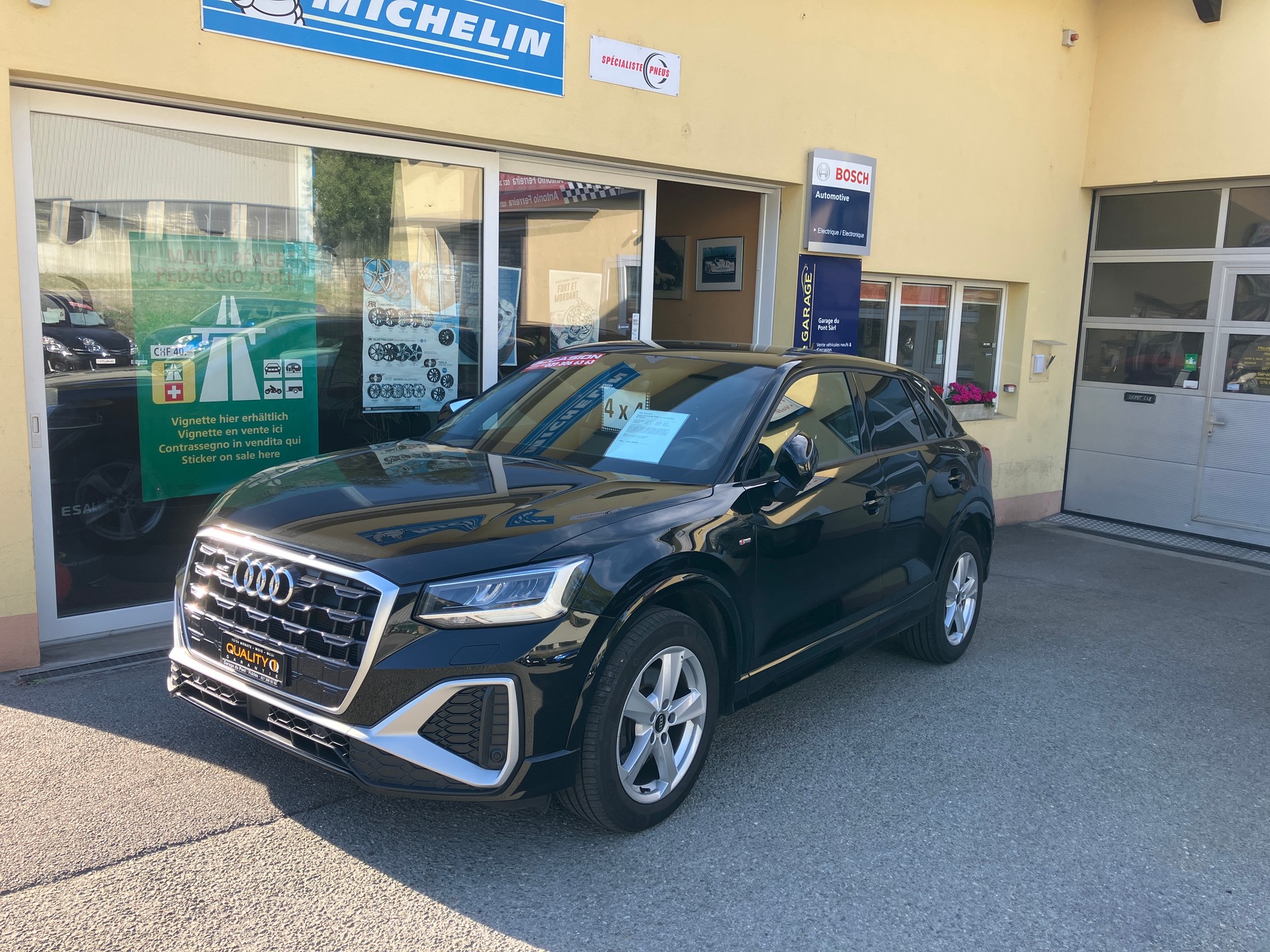AUDI Q2 40 TFSI S line quattro S-tronic