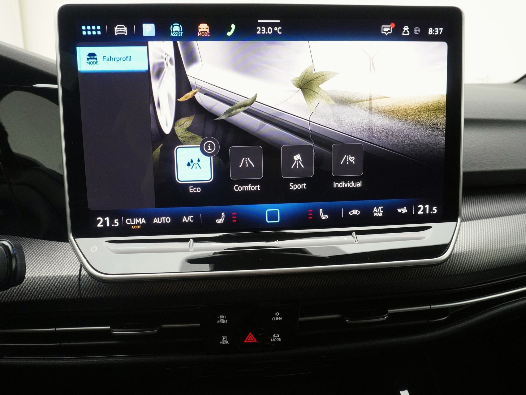 VW Golf 8.5 2.0 TSI DSG GTI Black Style (2025) ** Anhängerkupplung / Harman/Kardon / Panoramadach**-image-22