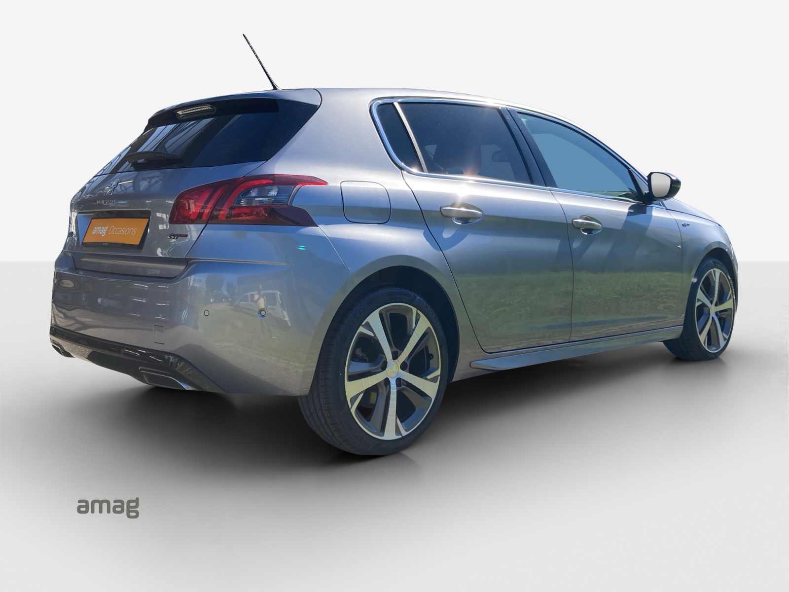 PEUGEOT 308 1.2 Pure Tech GT Pack EAT8-image-4