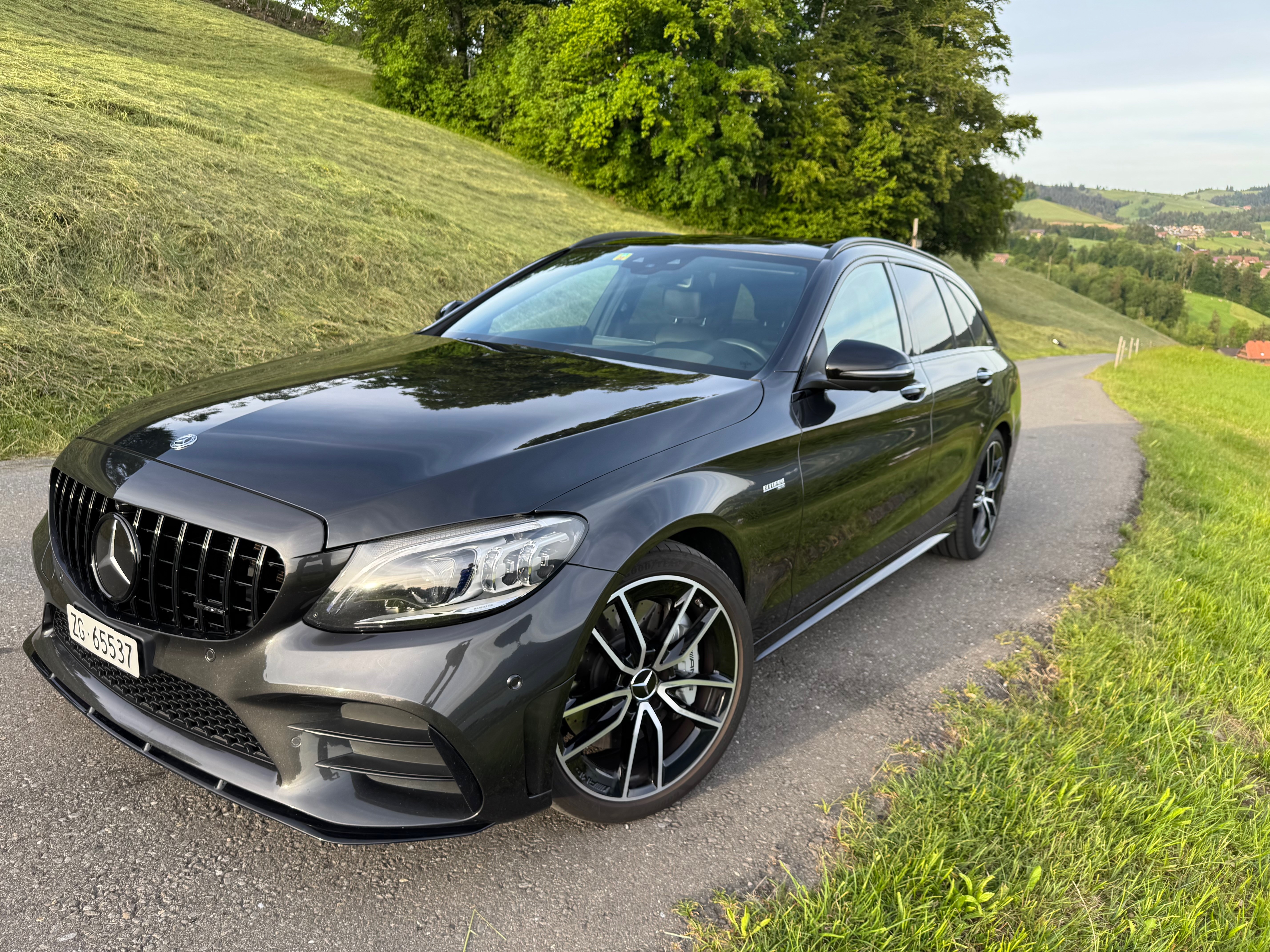 Car photo