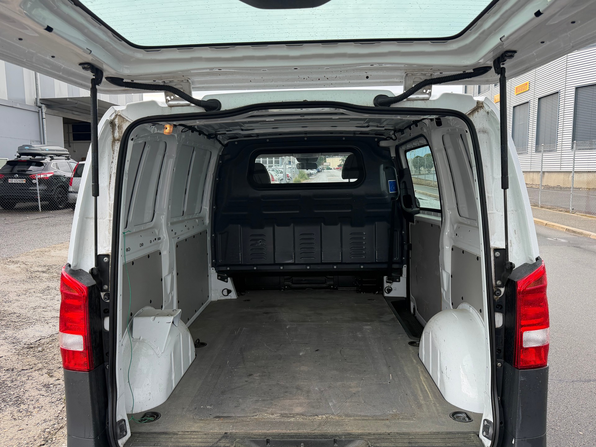 MERCEDES-BENZ Vito 116 BlueTEC EL 4Matic 7G-Tronic Euro 6-image-7