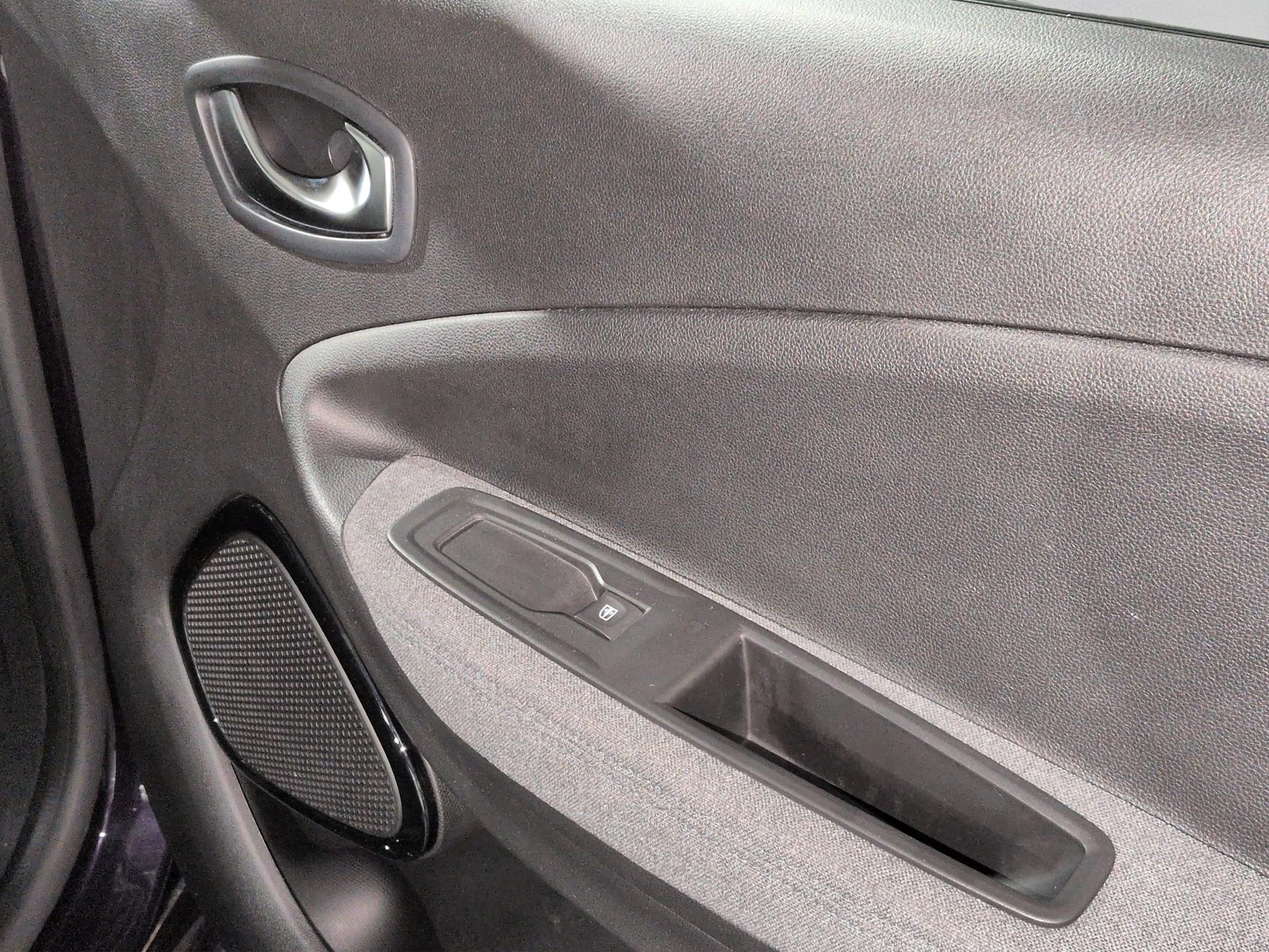 RENAULT Zoe Intens R135 (incl. Batterie)-image-21
