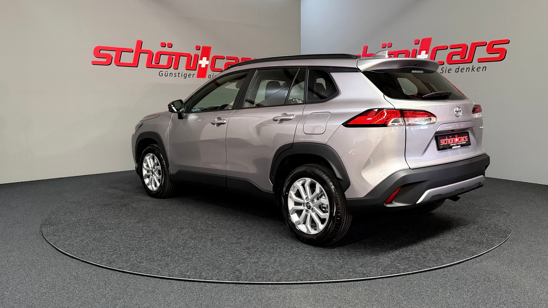 TOYOTA Corolla Cross 1.8 Comfort e-CVT-showroom-element-3