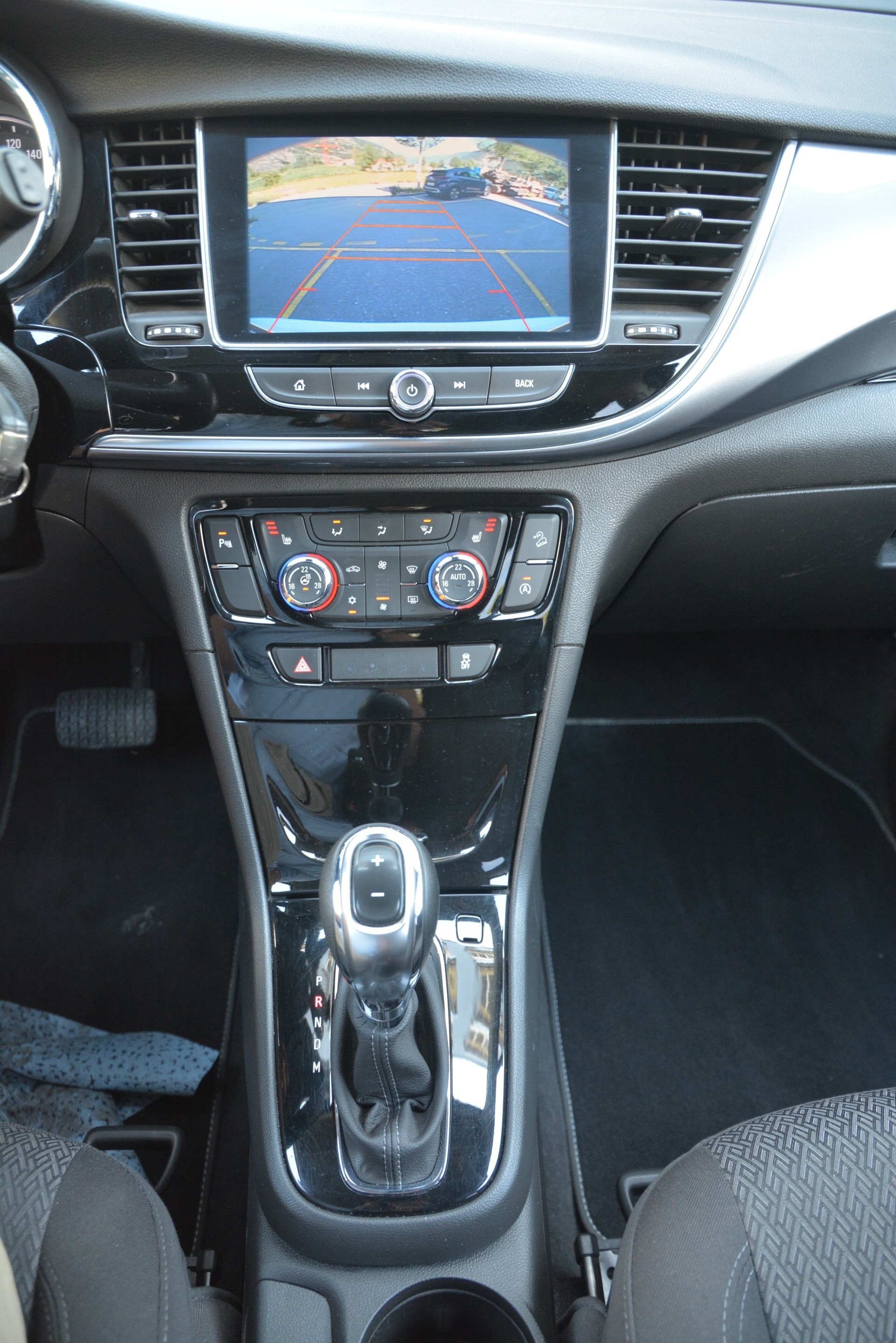 OPEL Mokka X 1.4i 16V Turbo Excellence 4WD Automatik-image-6