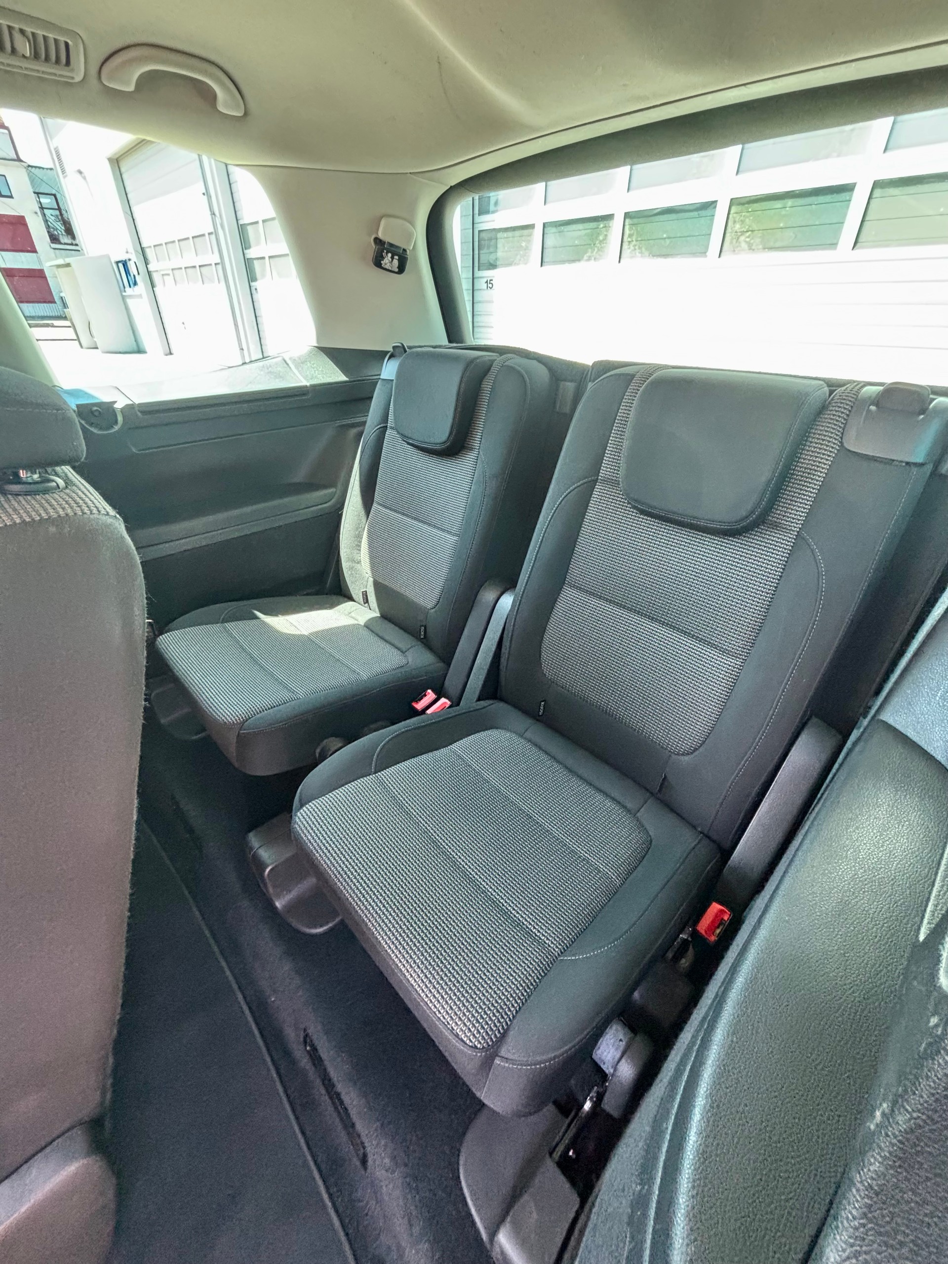 VW Sharan 2.0 TDI 4-Motion Technology Design-image-14