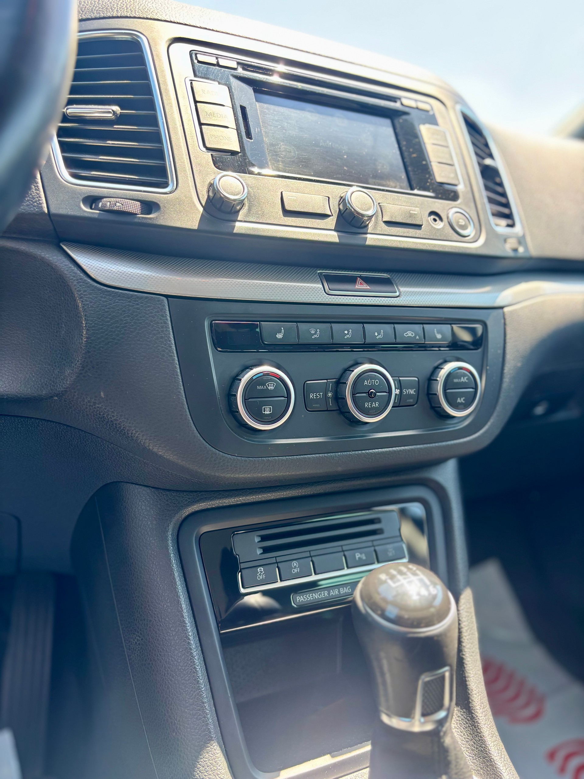 VW Sharan 2.0 TDI 4-Motion Technology Design-image-10