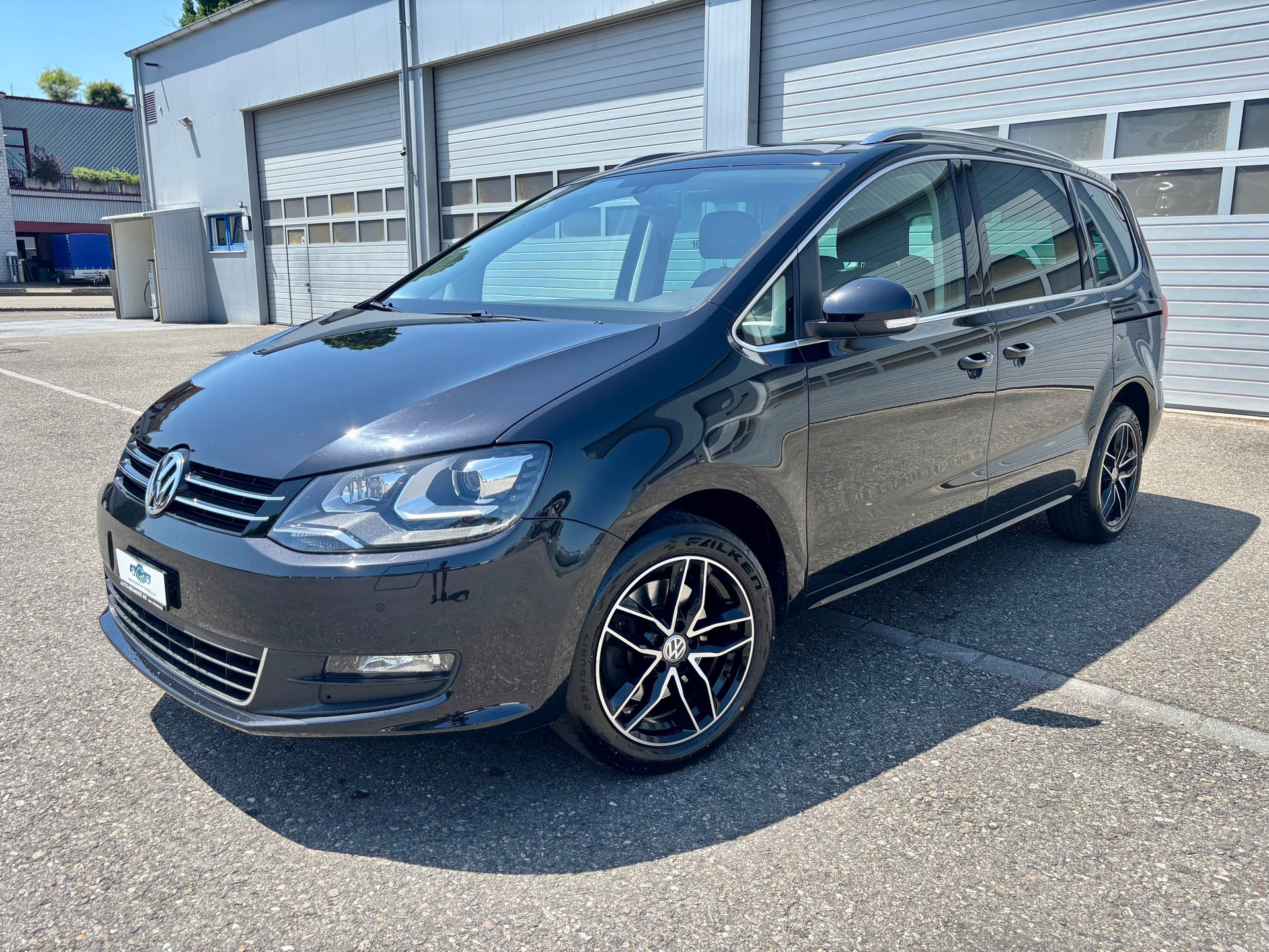 VW Sharan 2.0 TDI 4-Motion Technology Design-image-0