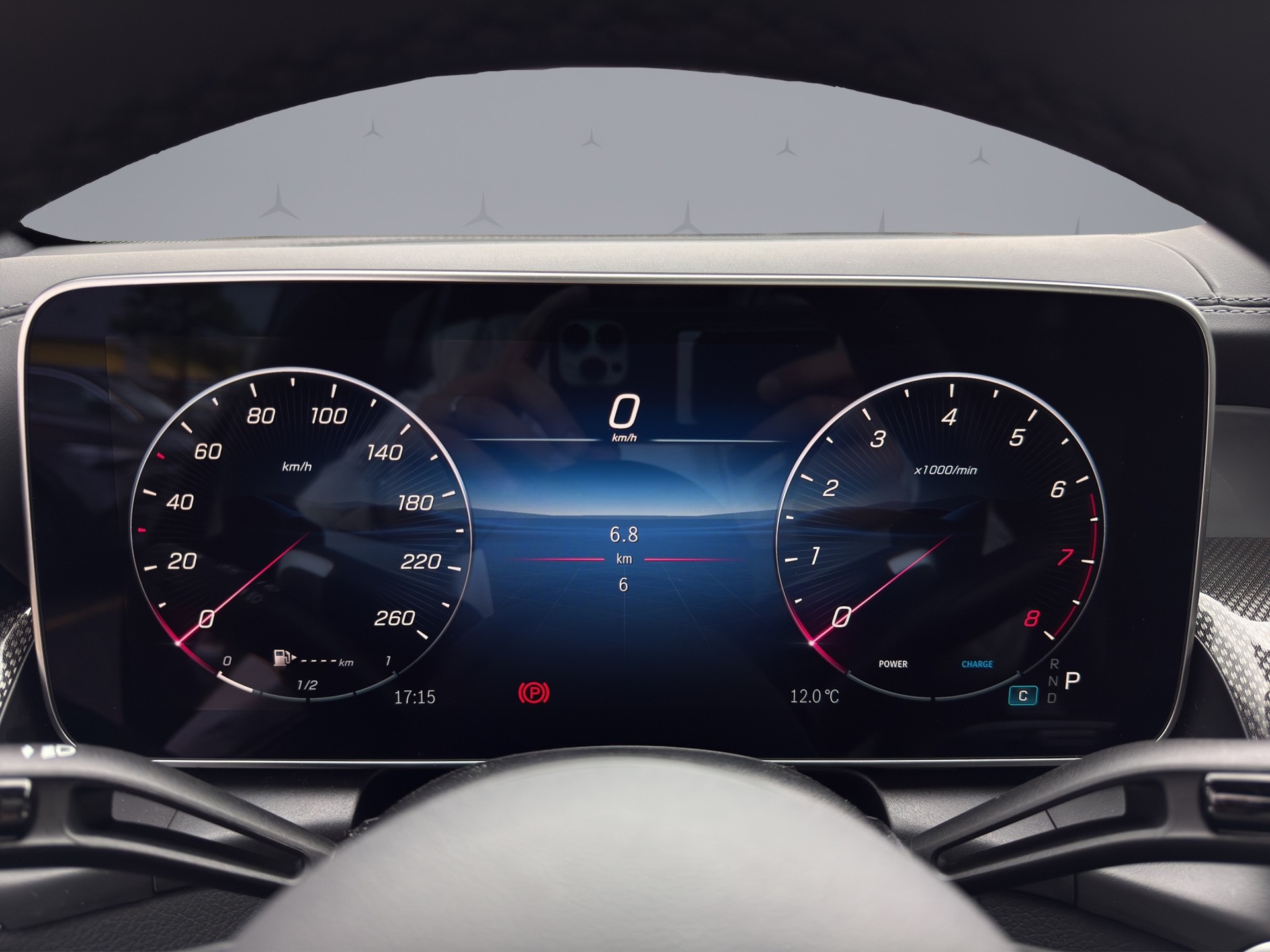 MERCEDES-BENZ GLC 200 AMG Line 4matic-image-10